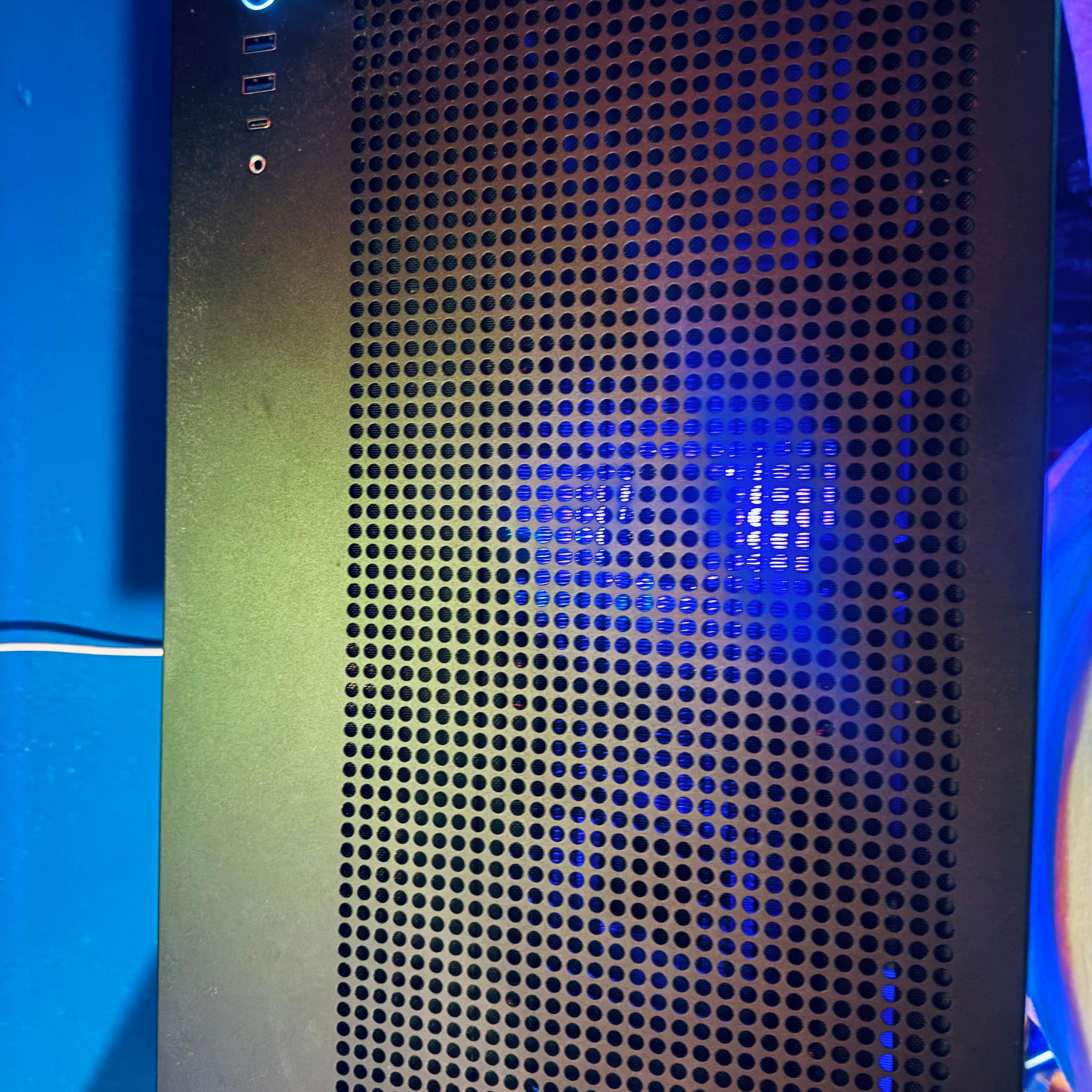Gaming PC Used RYZEN 9 5900X/ NVIDIA GeForce RTX 4070 Also open to offers