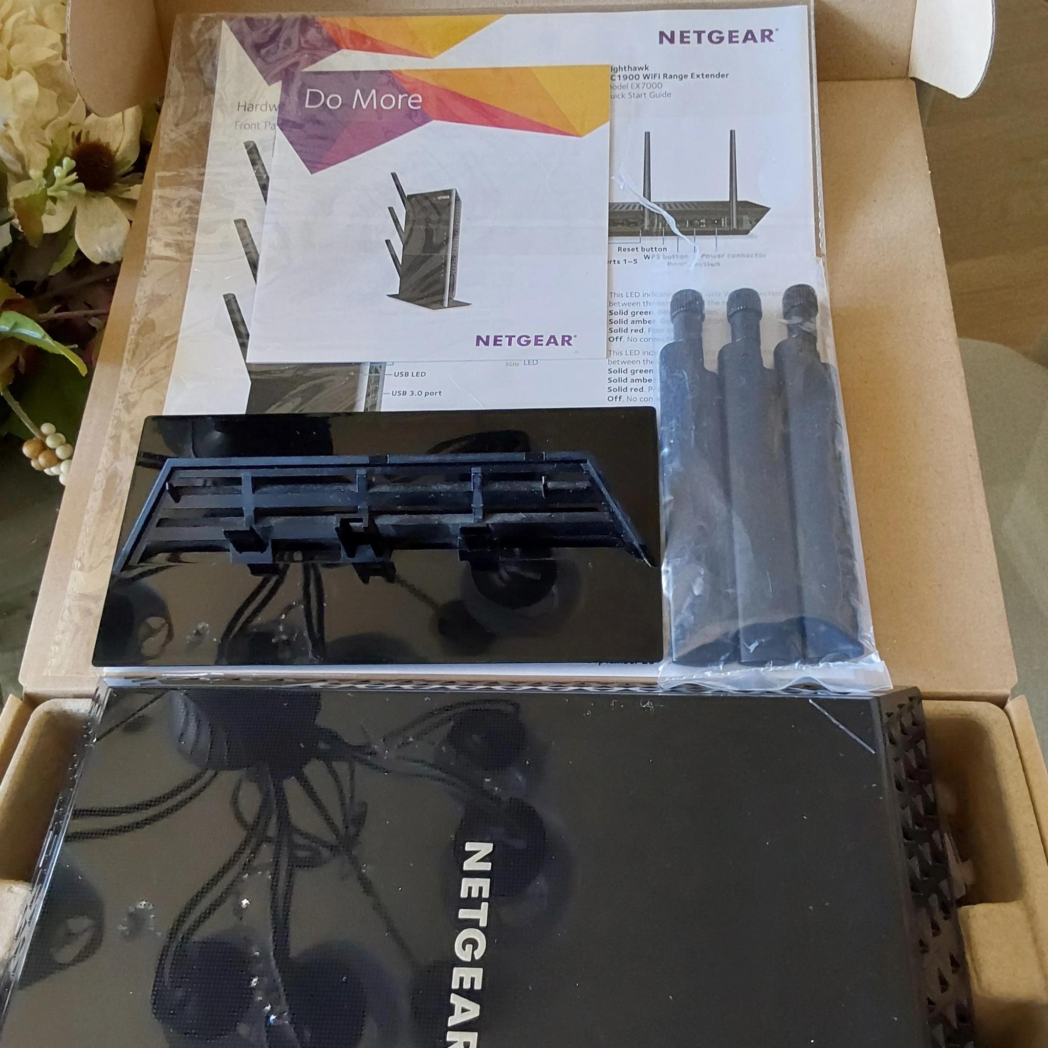 NETGEAR Nighthawk WiFi Mesh Range Extender EX7000