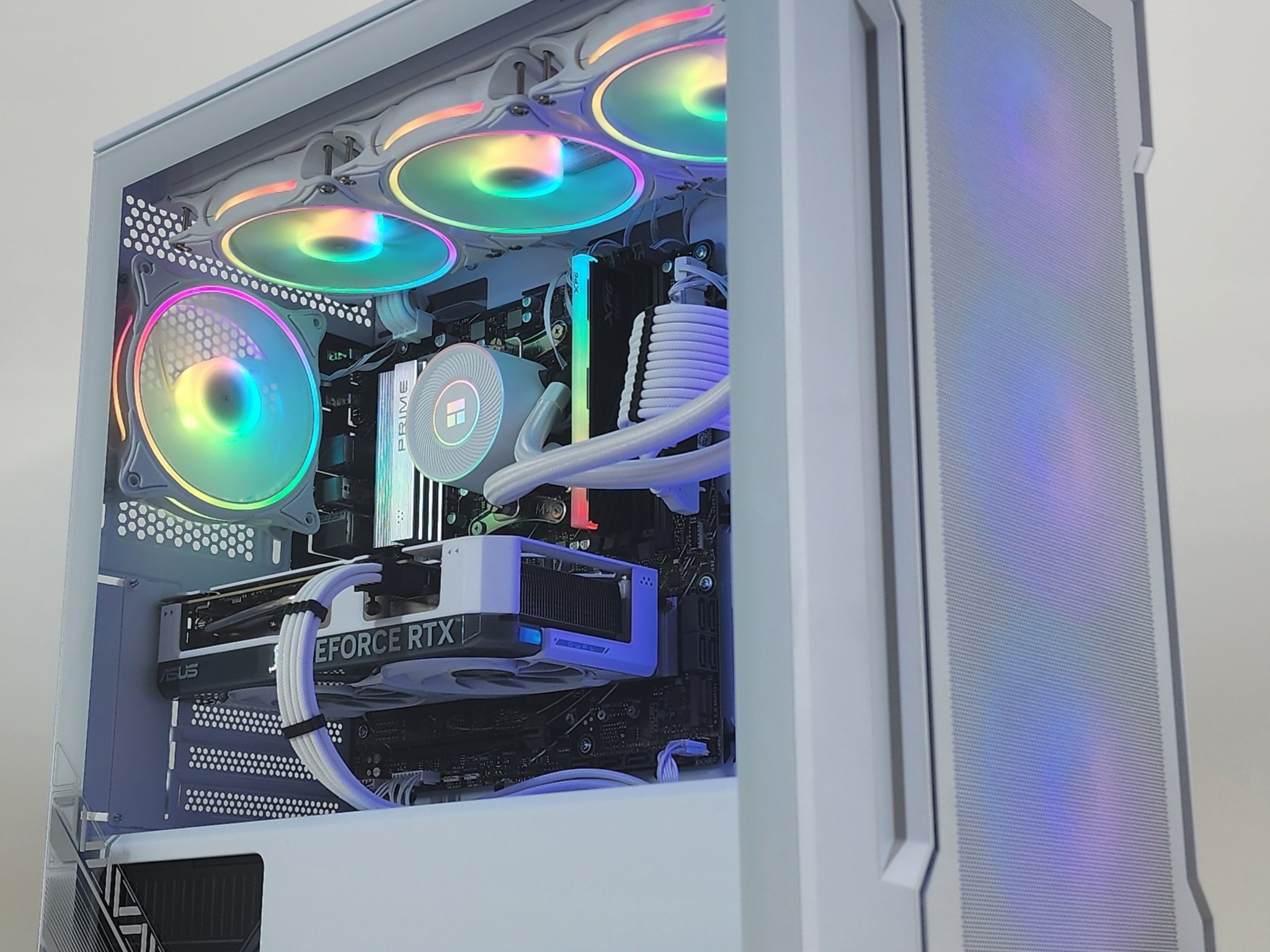 Gaming PC Ryzen 5 9600X 16GB RAM 1TB SSD RTX 4060 Ti 8GB Windows 11 Computer