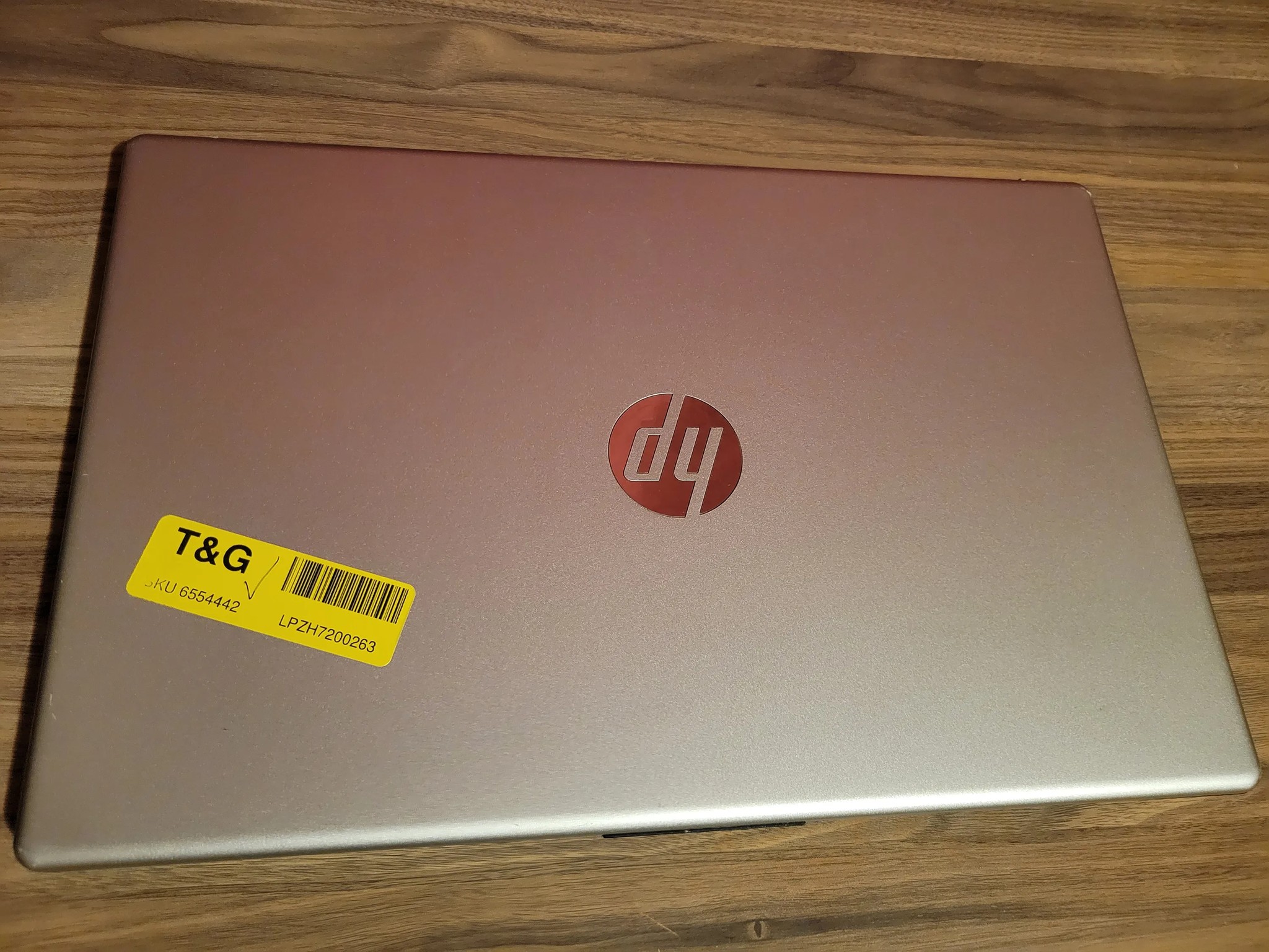 HP Laptop-15.6" Screen-Ryzen 5-256gb-16gb Ram- 15fc0093dx