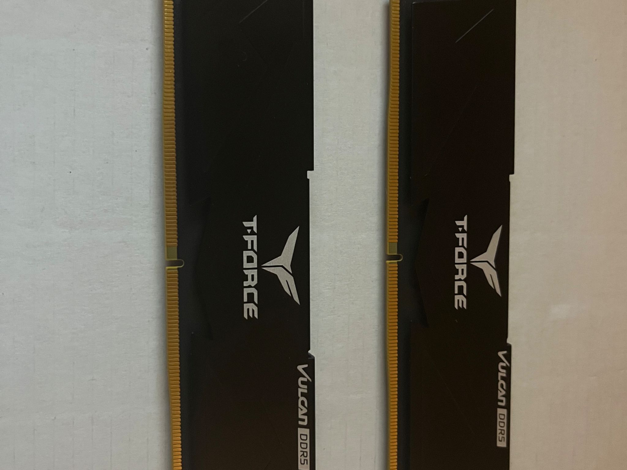 Intel i5 12400f with 16 gb of T force ram