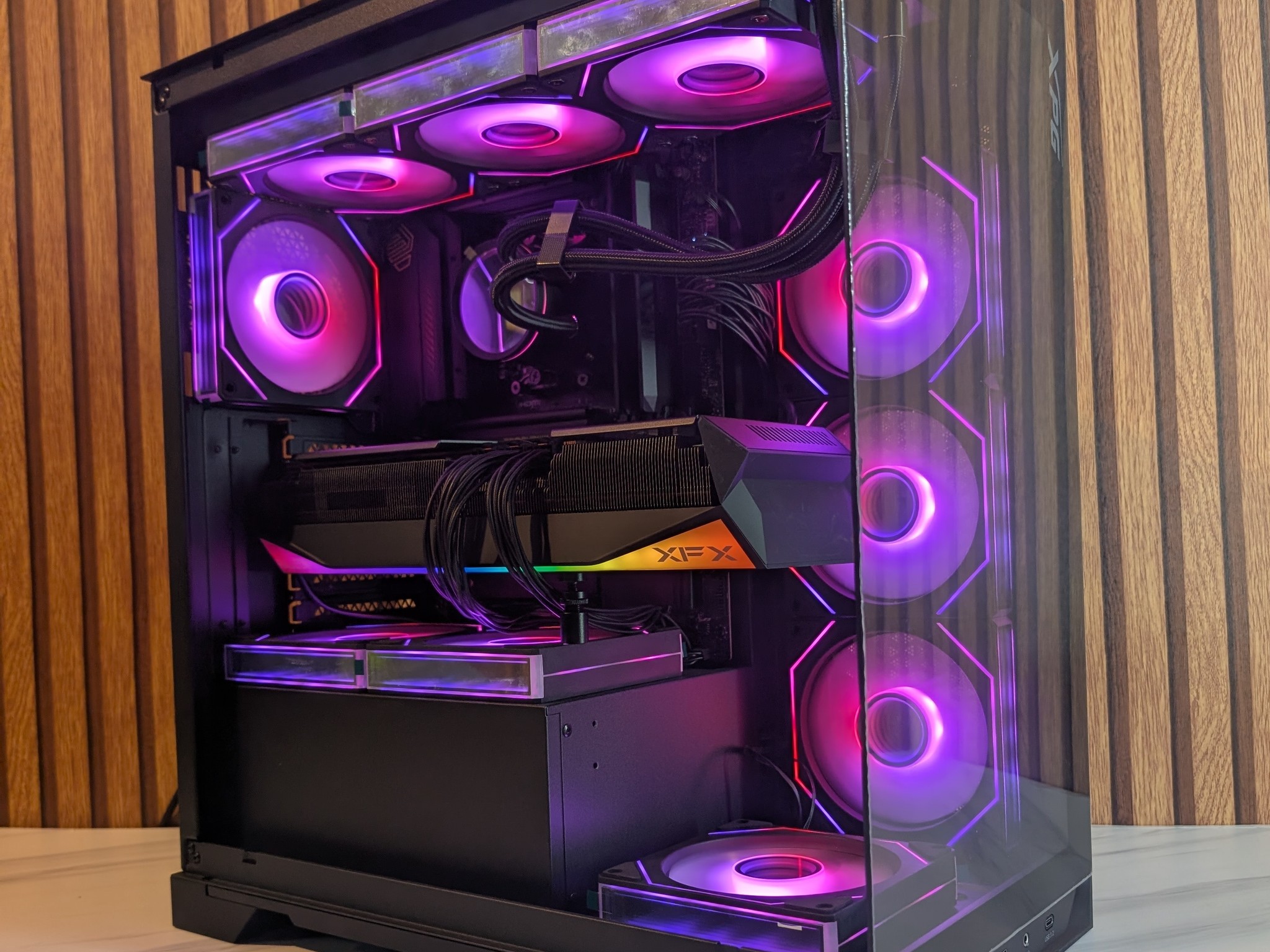 XFX 9070XT 16GB | RYZEN 7 9800X3D | 32GB DDR5 | 2TB NVME | 360MM AIO | 850W