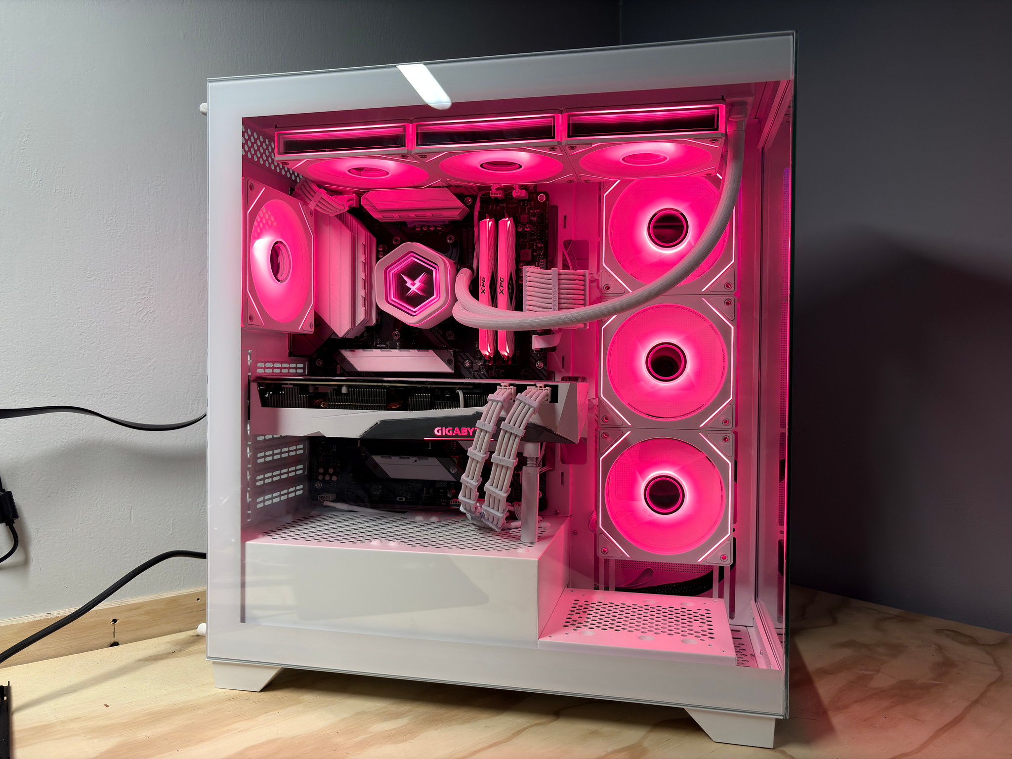 🧊❄️ Glacier Series Gaming PC / RTX 3070 + Ryzen 7 / NVMe SSD / Ready to Play! ❄️🧊
