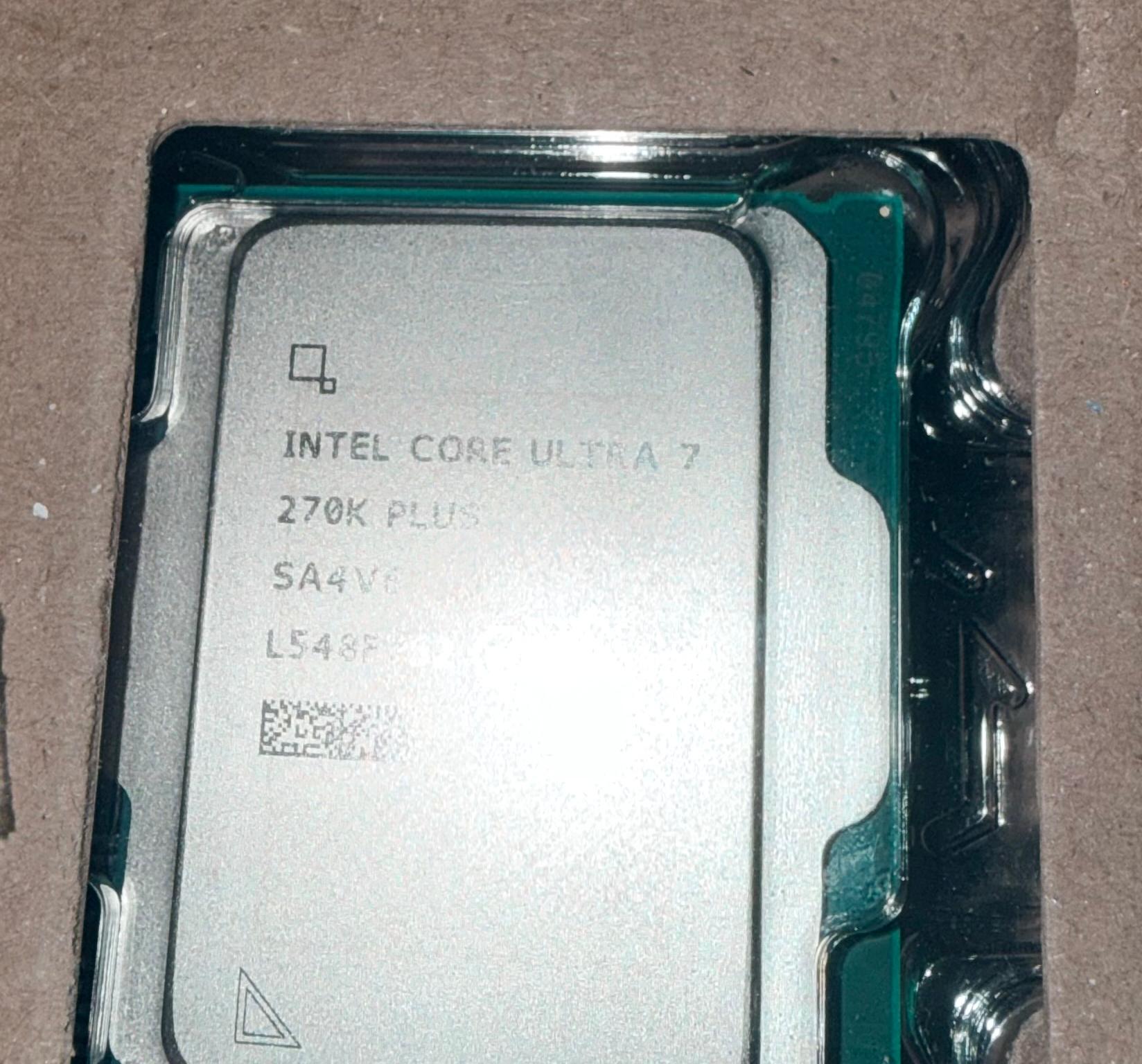 Intel Core Ultra 7 270K Plus
