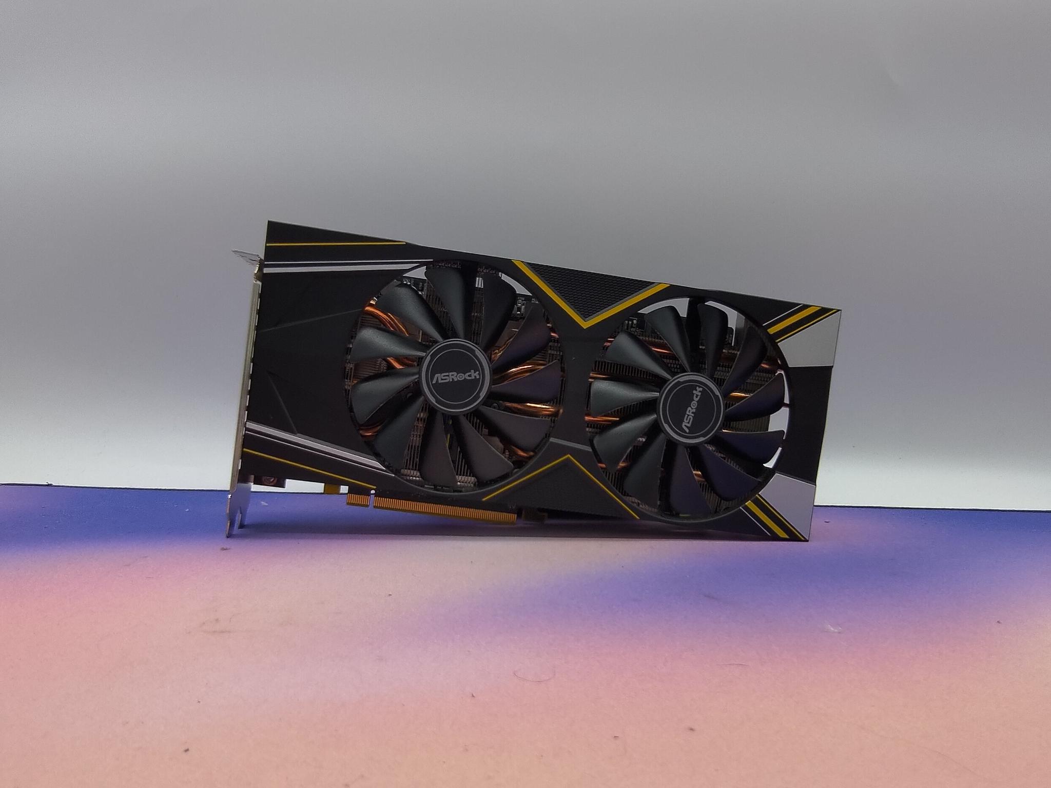 ASRock Challenger RX 5700XT - Scratch and Dent