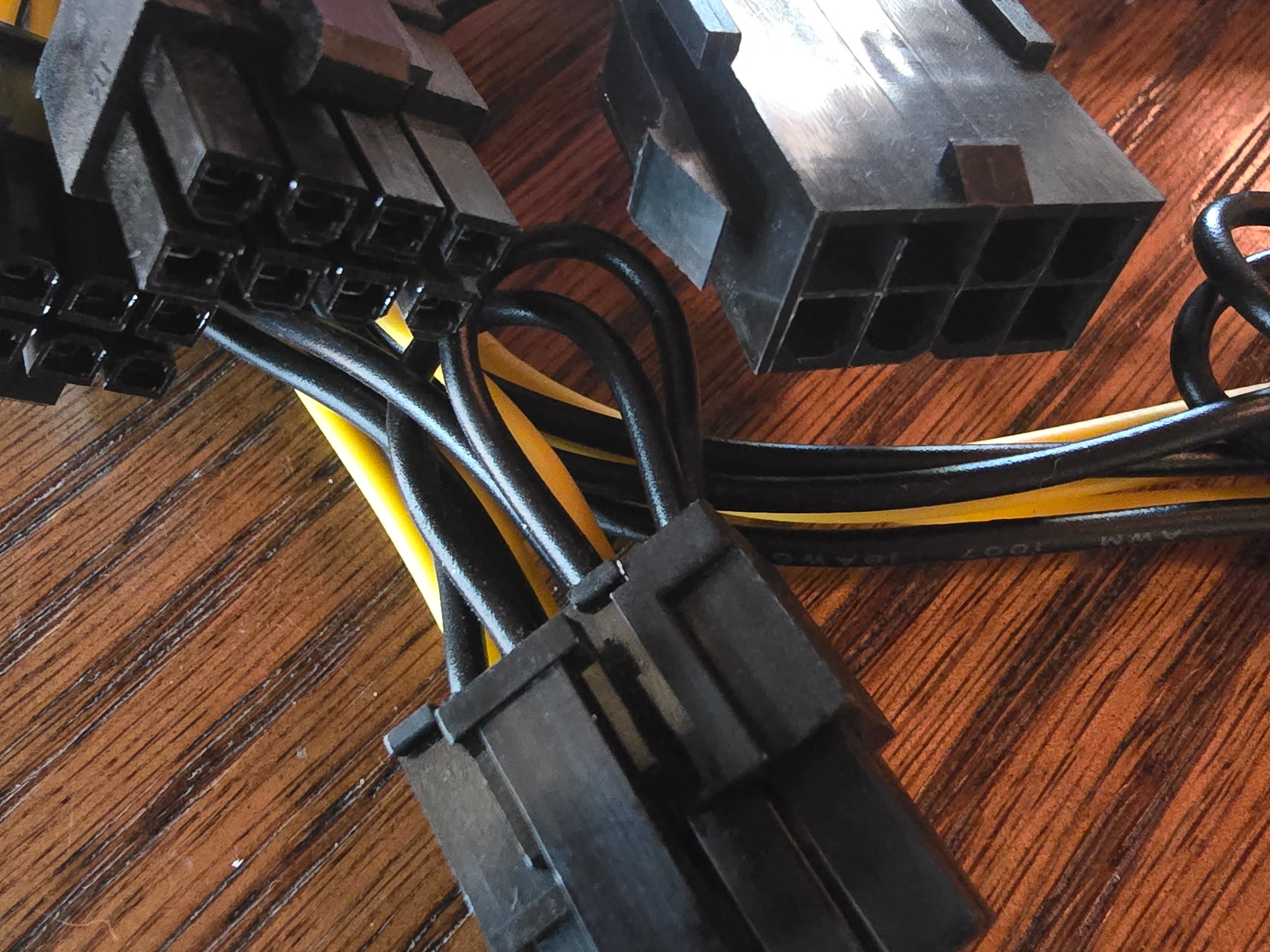 Power Cable 8 Pin Dual PCIe 8 Pin (6+2) Graphics Card PCI Express Power Adapter GPU VGA Y-Splitter