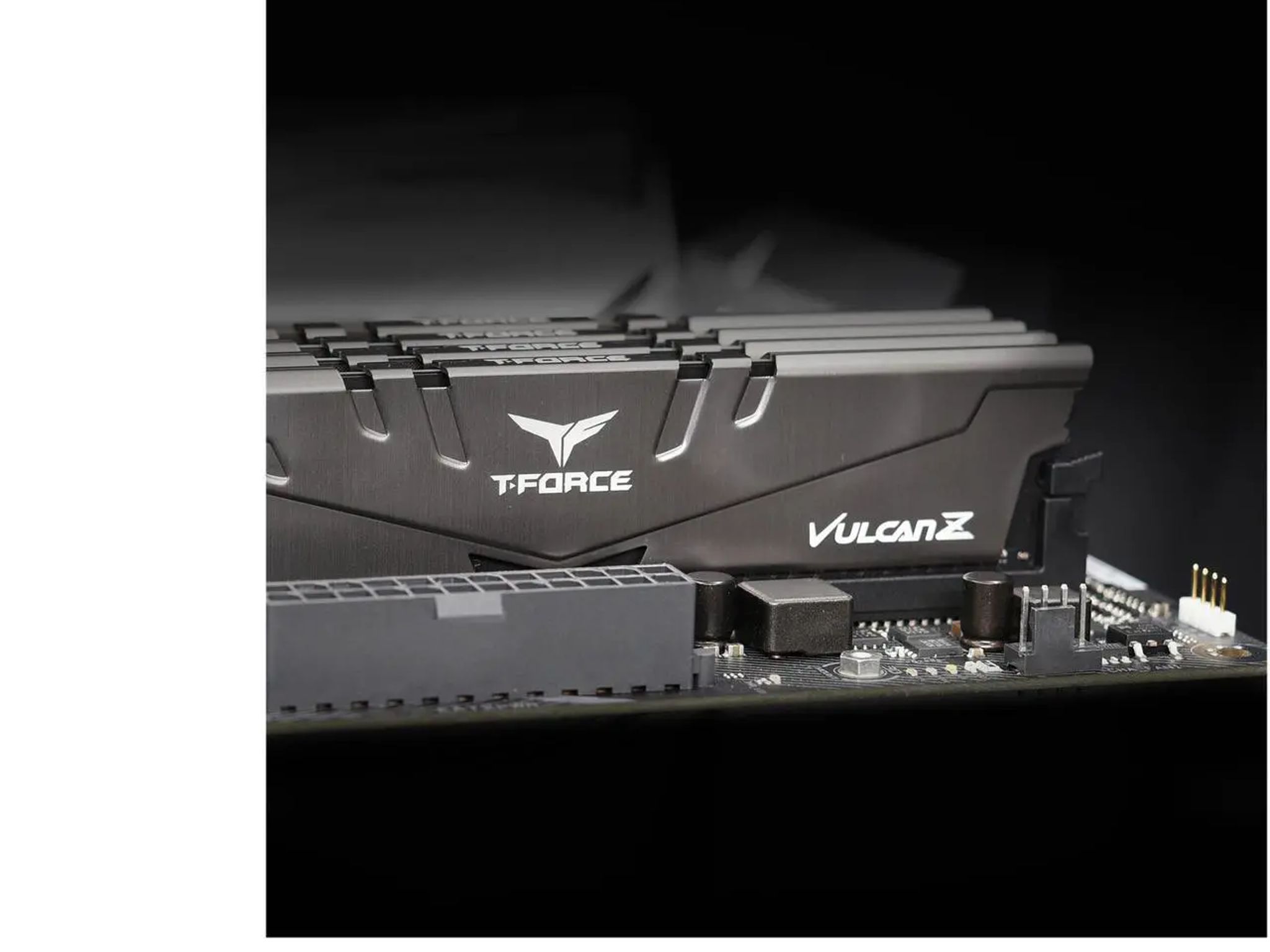 TEAMGROUP T-Force Vulcan Z 32GB (2×16GB) DDR4 3200MHz CL16 Gaming RAM – Works Perfectly