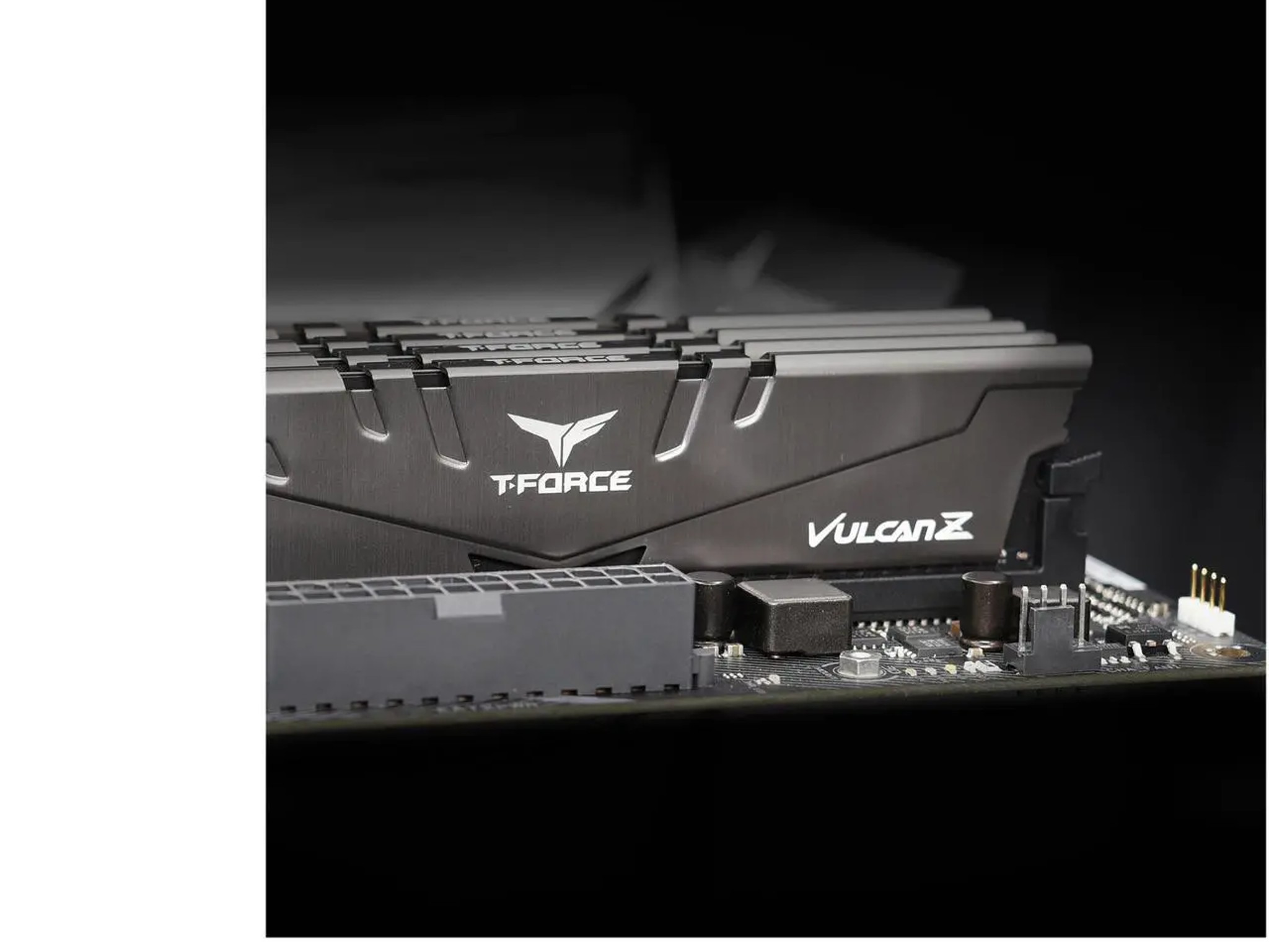 TEAMGROUP T-Force Vulcan Z 32GB (2×16GB) DDR4 3200MHz CL16 Gaming RAM – Works Perfectly