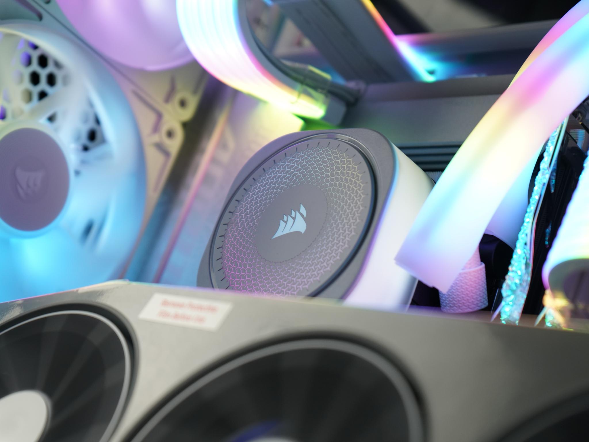 💎✨🦢 SWAVORSKI - RX 9070 XT | Ryzen 9 9900X | 32GB DDR5 | 3TB M.2 NVME SSD 🦢✨💎