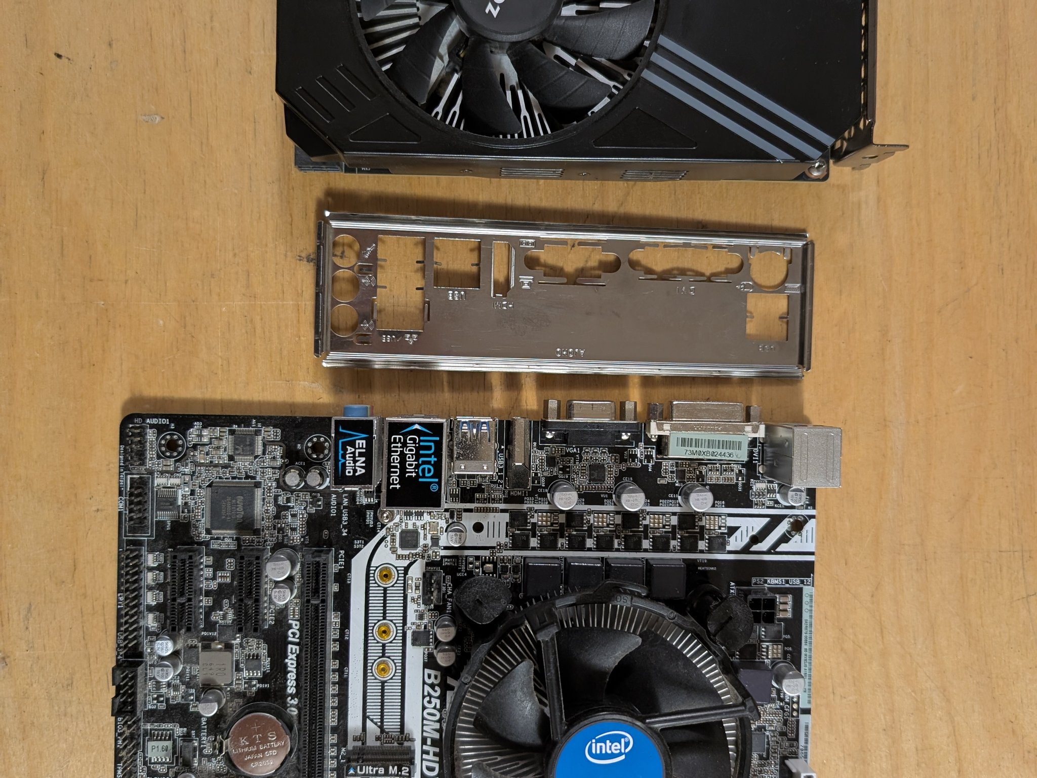 AsRock B250 + Intel Core i7 7700 + Nvidia GTX 1060 3GB