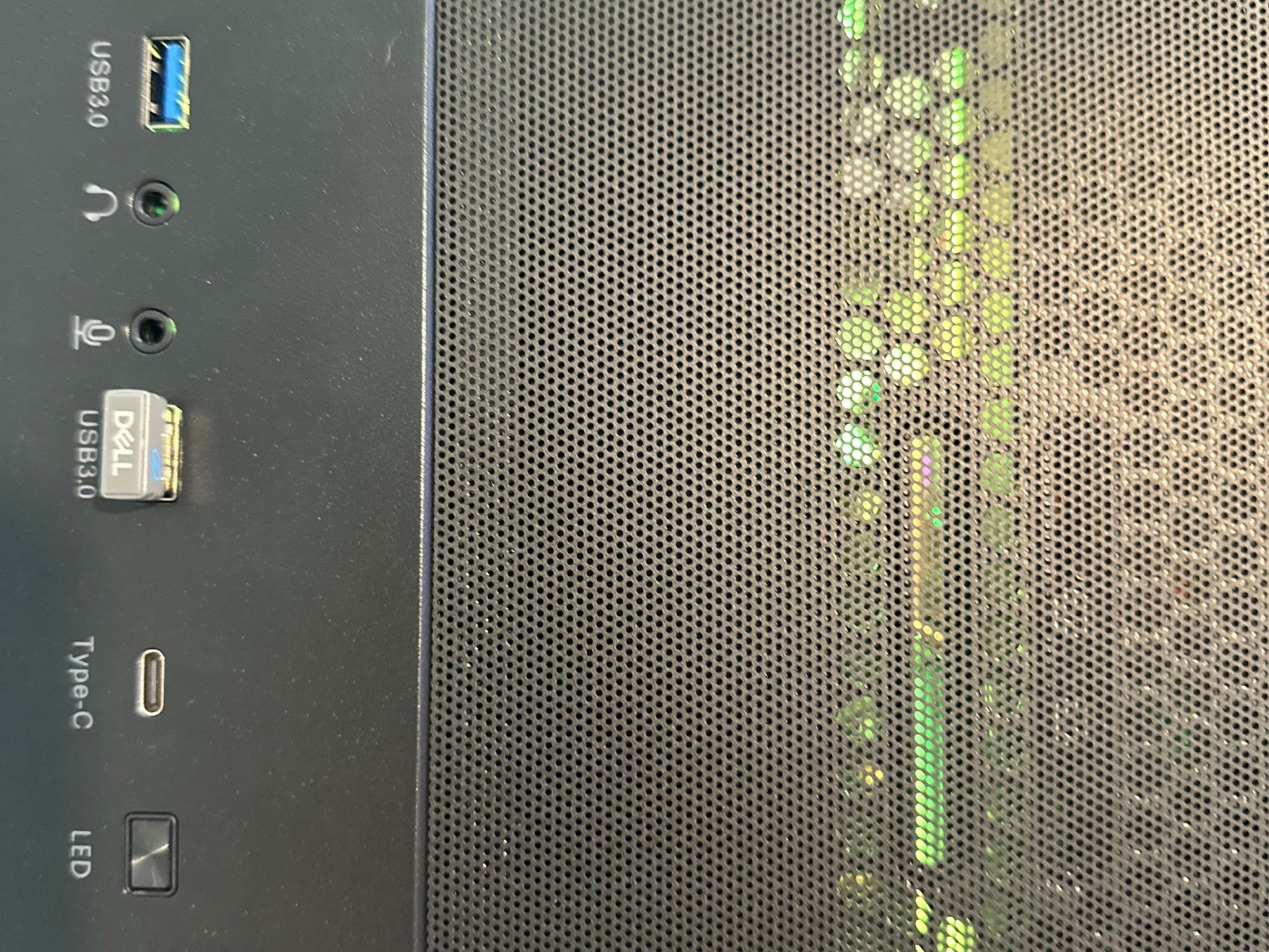 Ryzen 5 7600X3D / RTX 5070 Ti 16GB - Mid Tower Gaming Beast