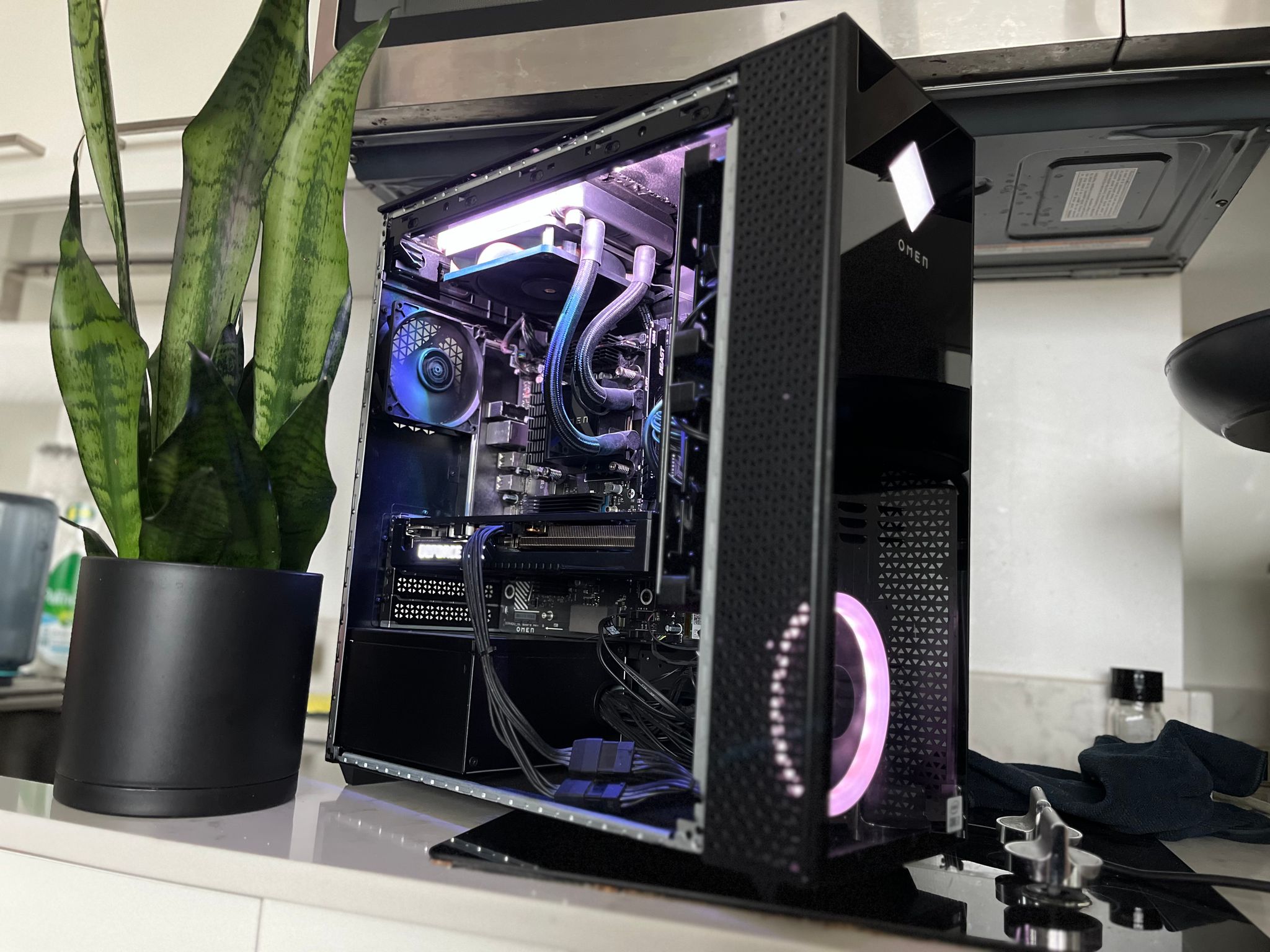 HP OMEN PC - RTX 3070, i7-10700K, 32GB RAM, 1TB NVMe M.2 SSD - Component Testing Results Included