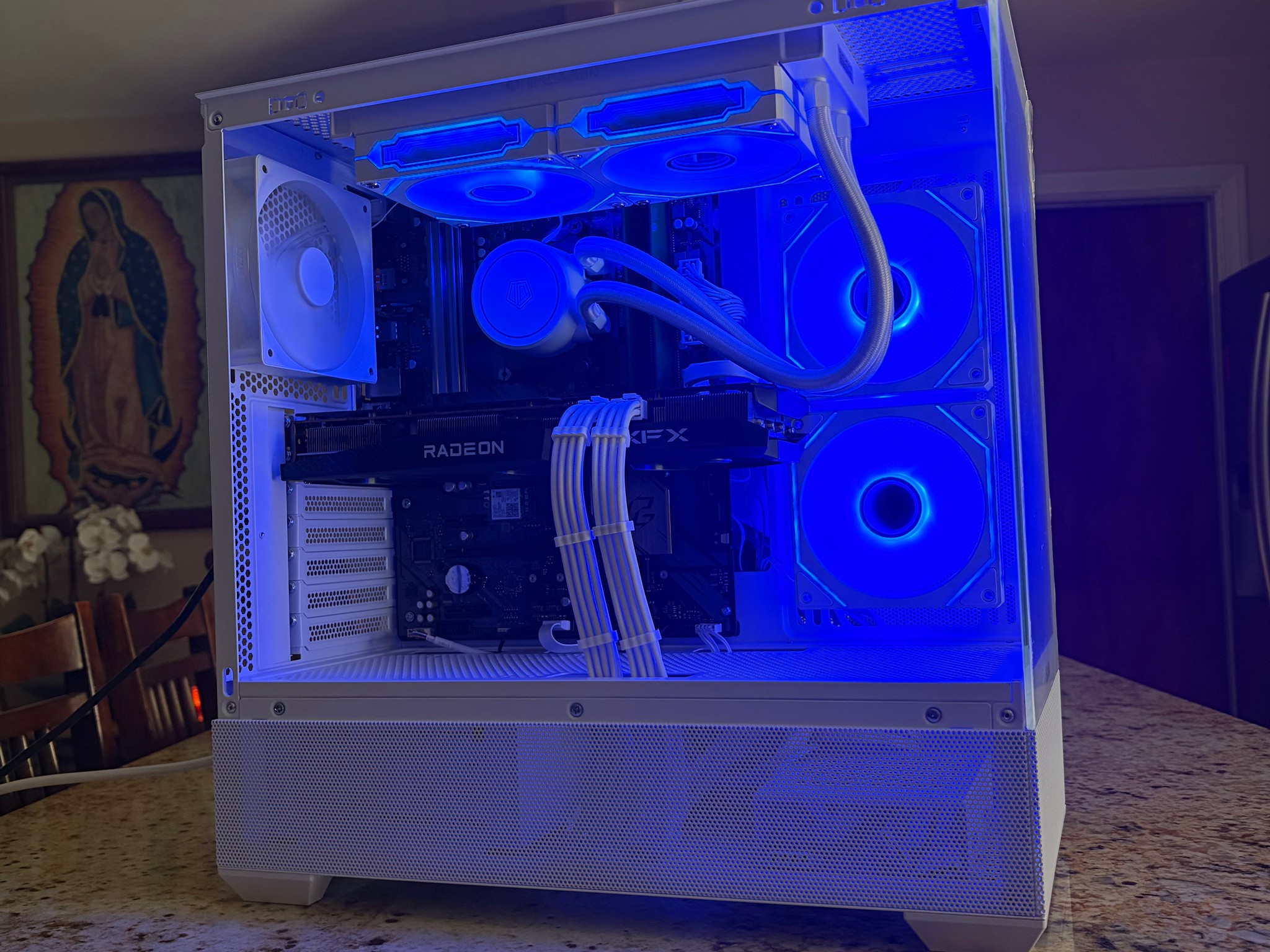 White Gaming PC | RX 6700XT 12GB | RYZEN 5 3600 | 16GB RAM | 1TB SATA SSD | Wi-Fi + Bluetooth