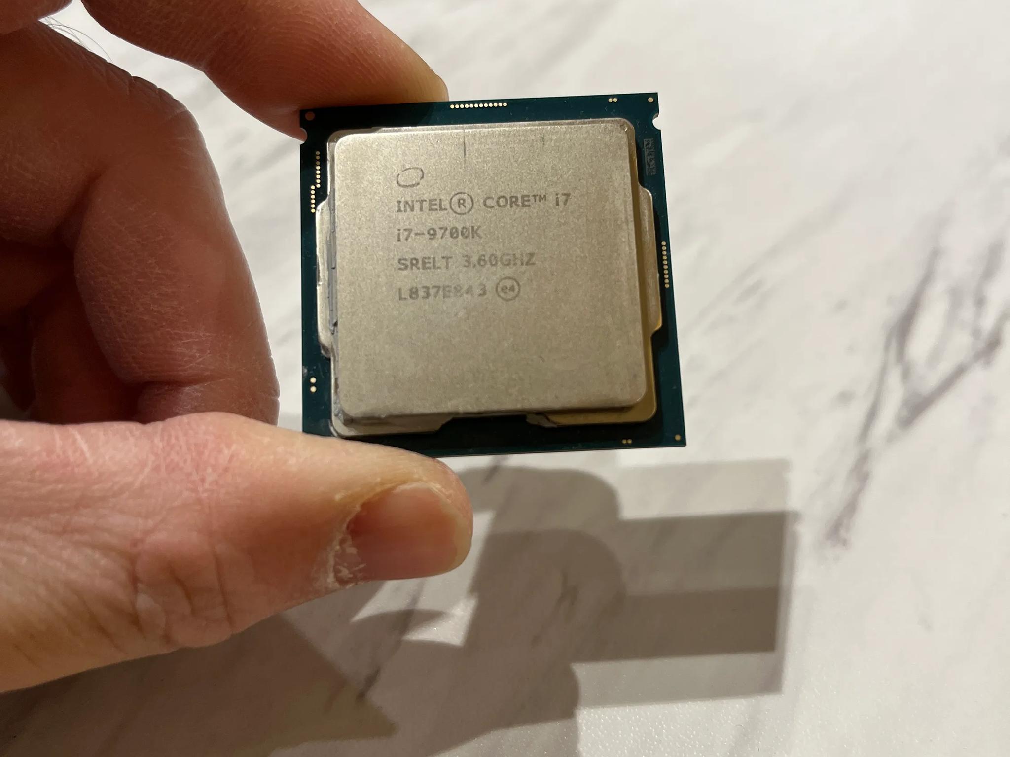 Intel i7-9700K 8-core CPU processor
