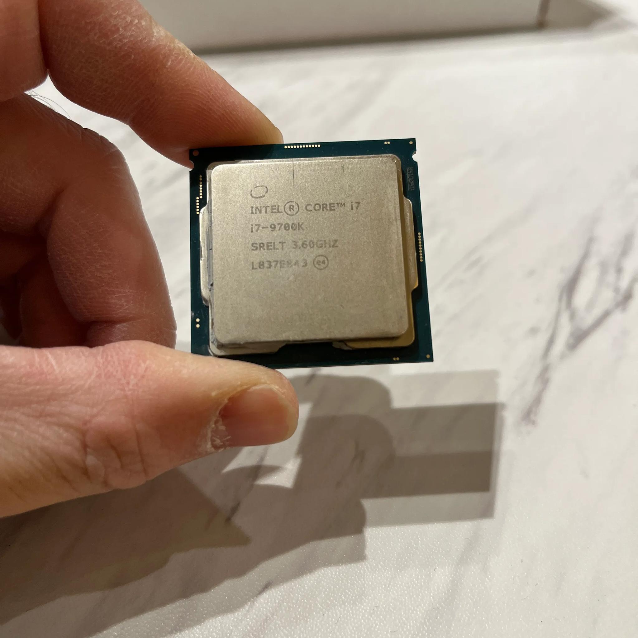Intel i7-9700K 8-core CPU processor