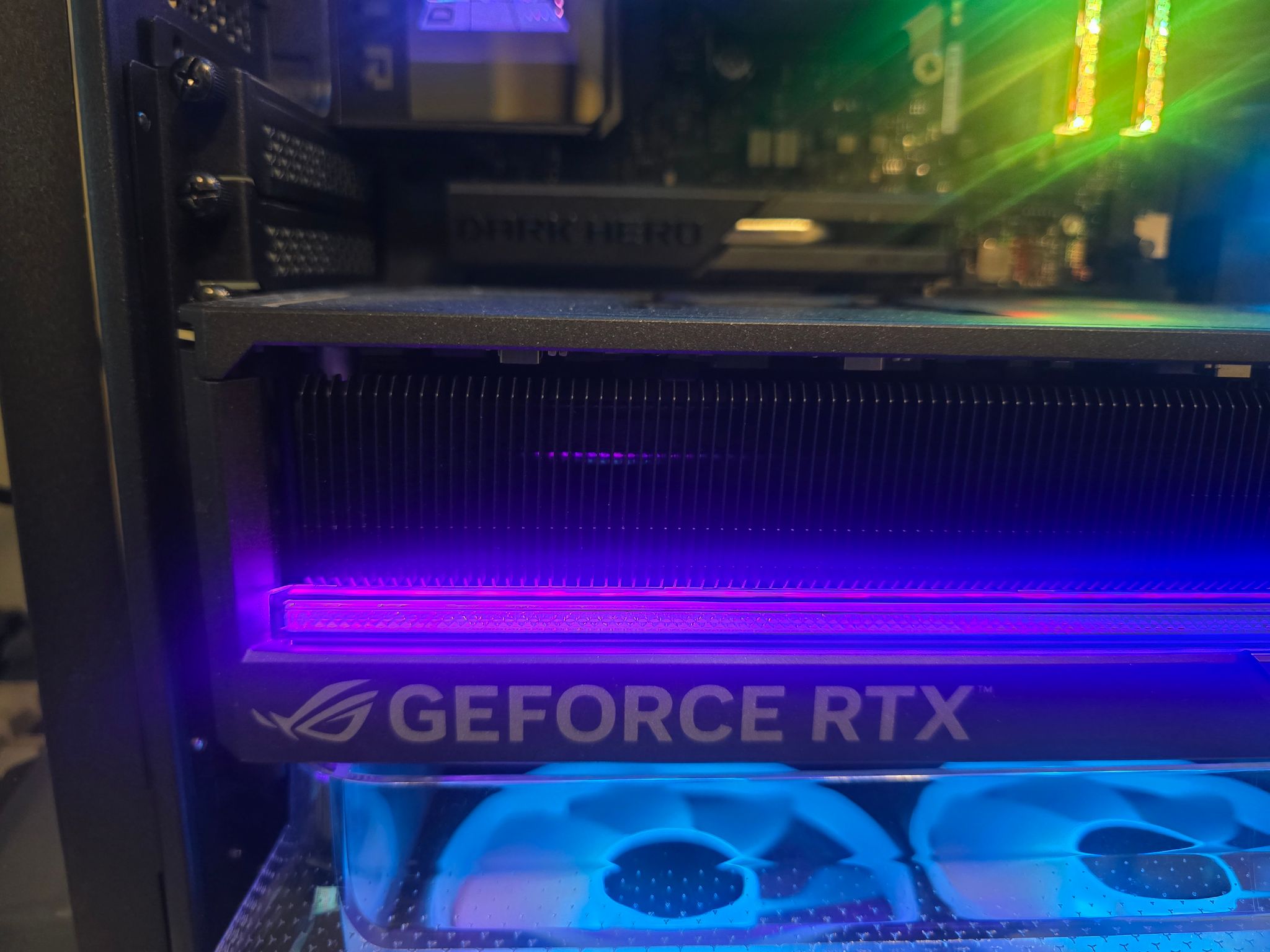 ASUS ROG Strix LC GeForce RTX 5090 Astral