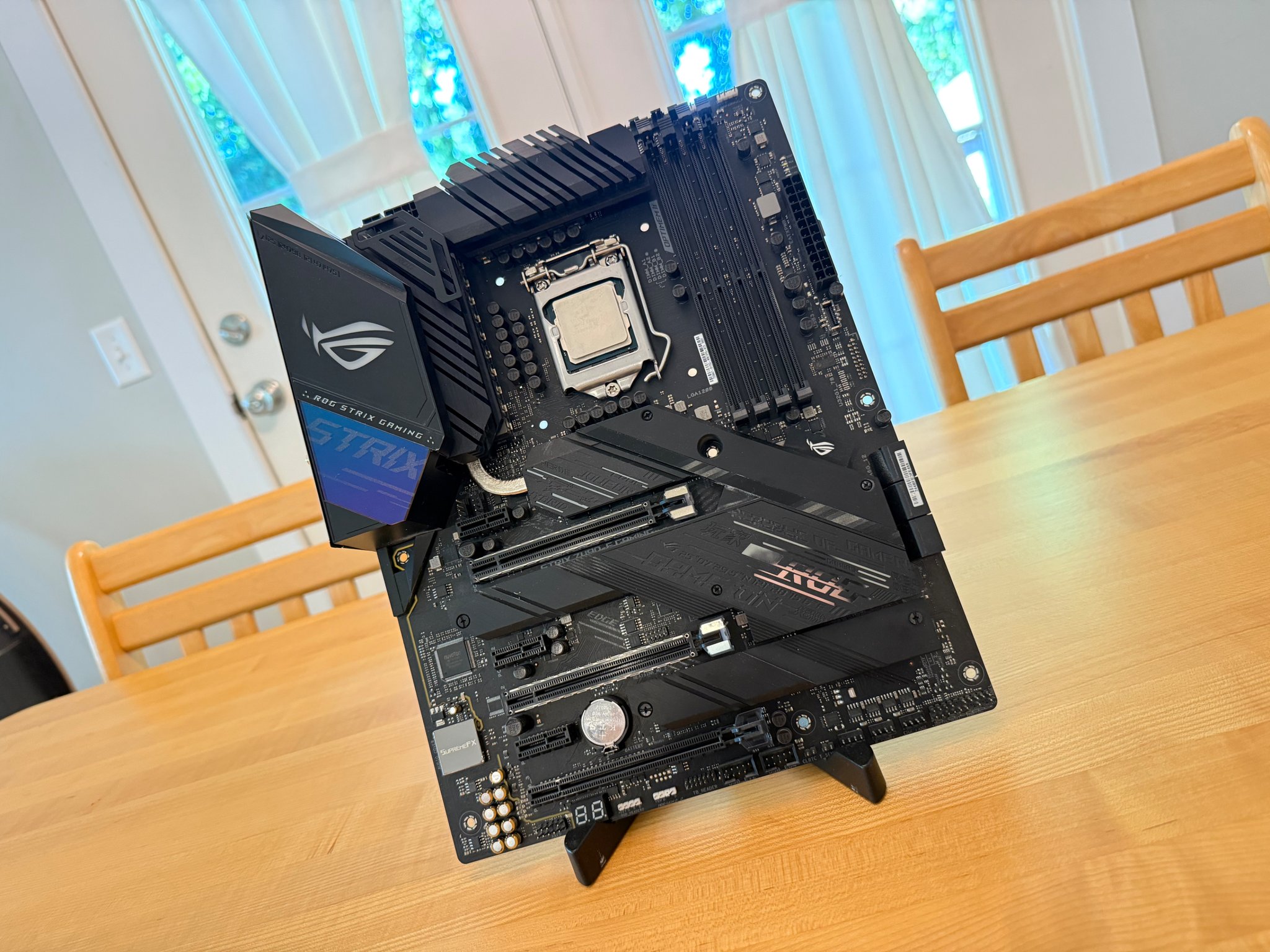 i7-10700k+ Rog Strix Z490E
