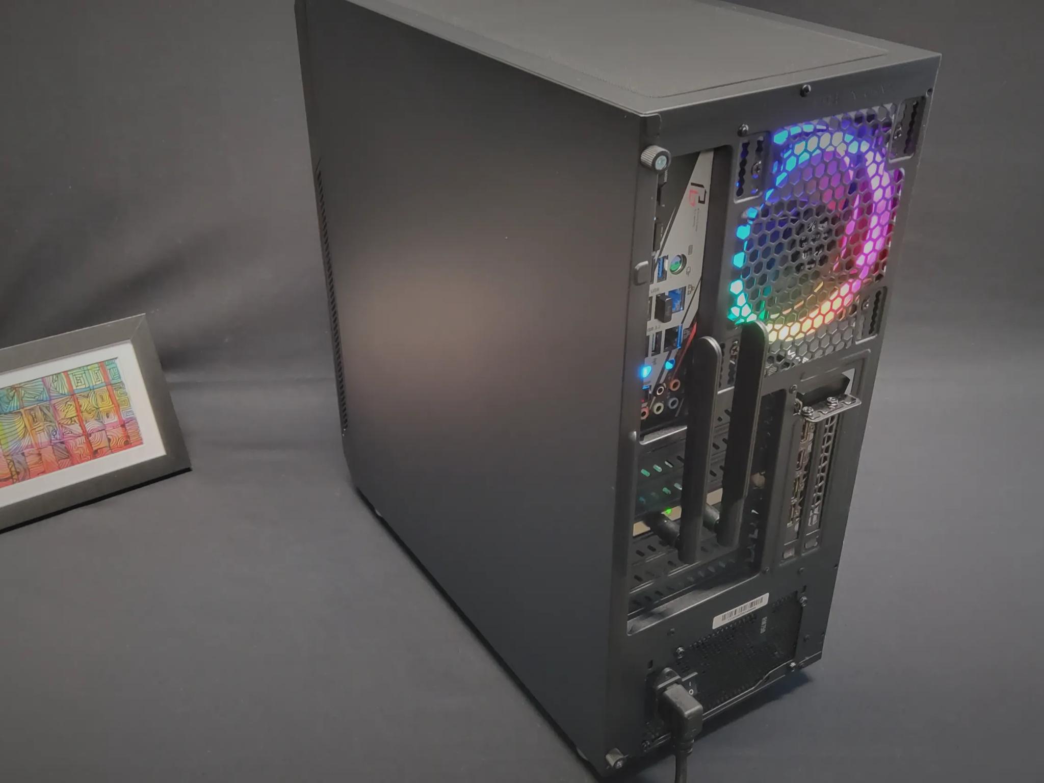 Intel i9 10900k Liquid Cooled-Gigabyte RX 6700XT