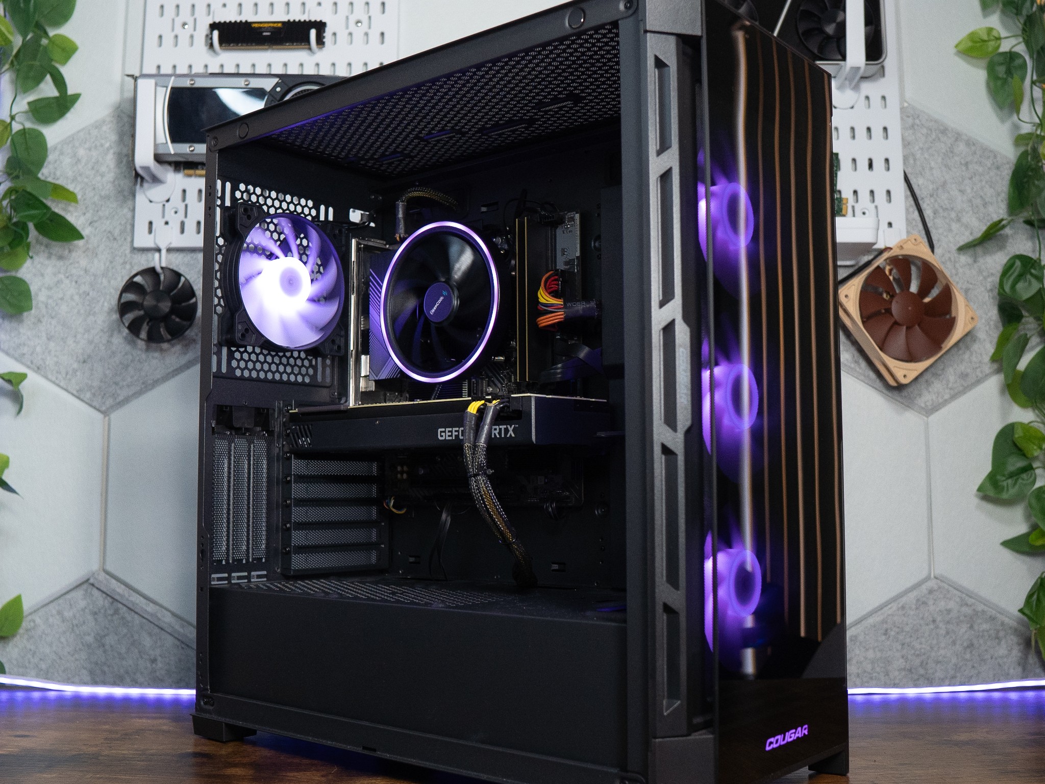 🍬🐾 | PNY RTX 2080 SUPER 8GB | RYZEN 5 7500F | 32GB DDR5 RAM | 1TB NVME SSD + 1TB HDD | Candy Cougar
