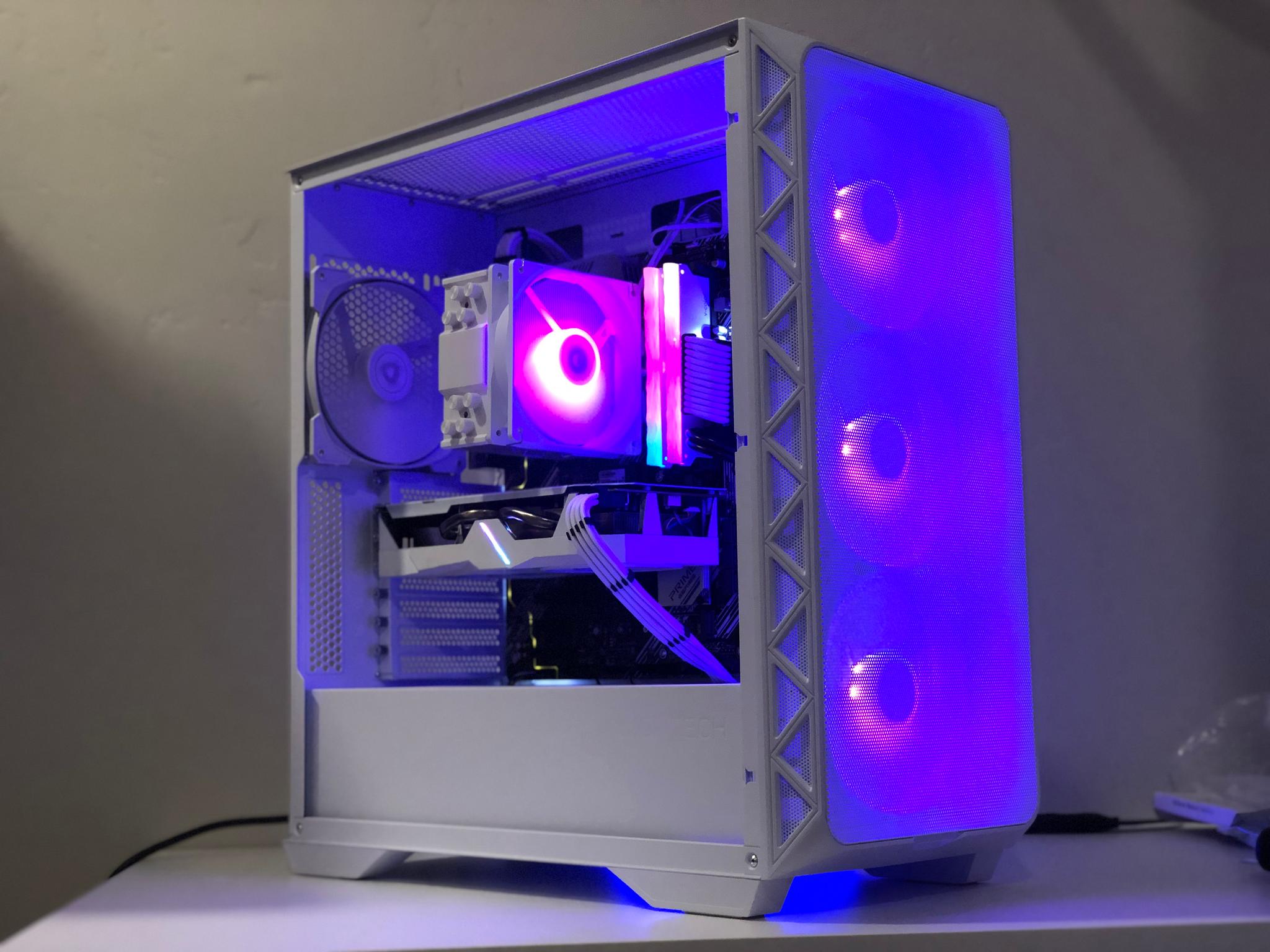 $675 White Gaming Pc - ryzen 5 - 2060 - 16gb or ram