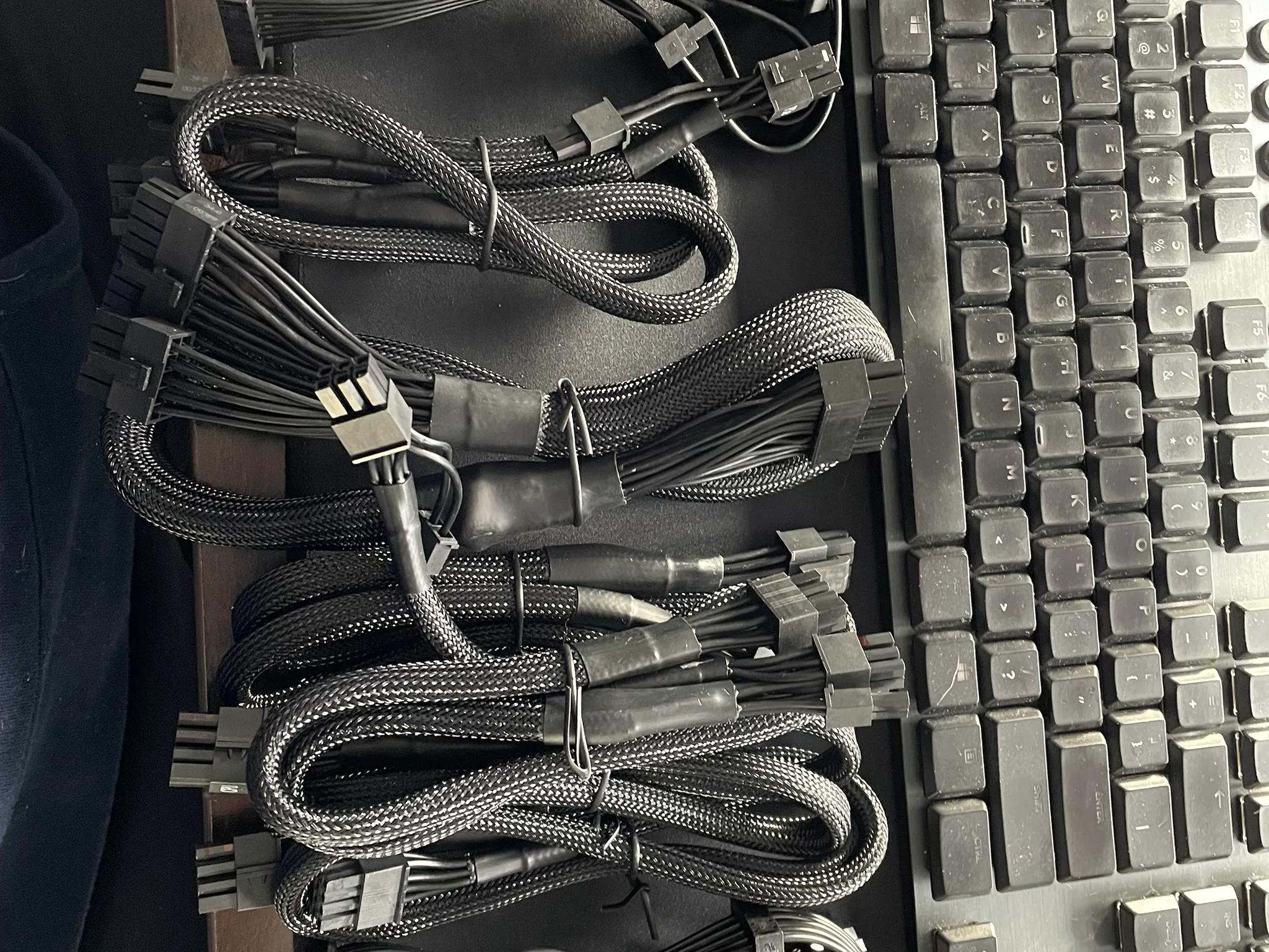 Corsair RMx (2021) 850 W 80 + Gold Certified Fully Modular Power Supply - Great condition