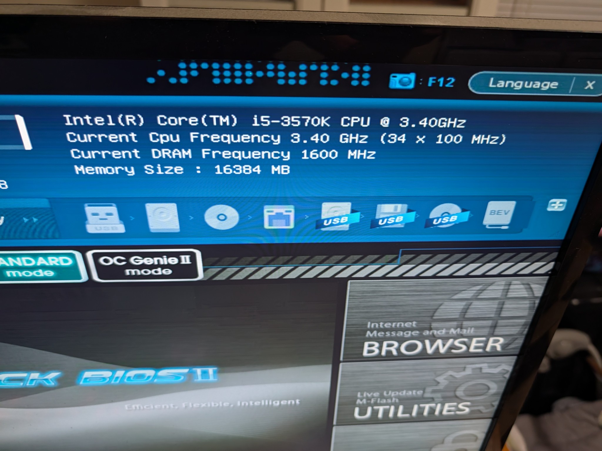 Gigabyte Z77 + Core i5 3570K + 16GB Ram + 650ti + 500GB HDD