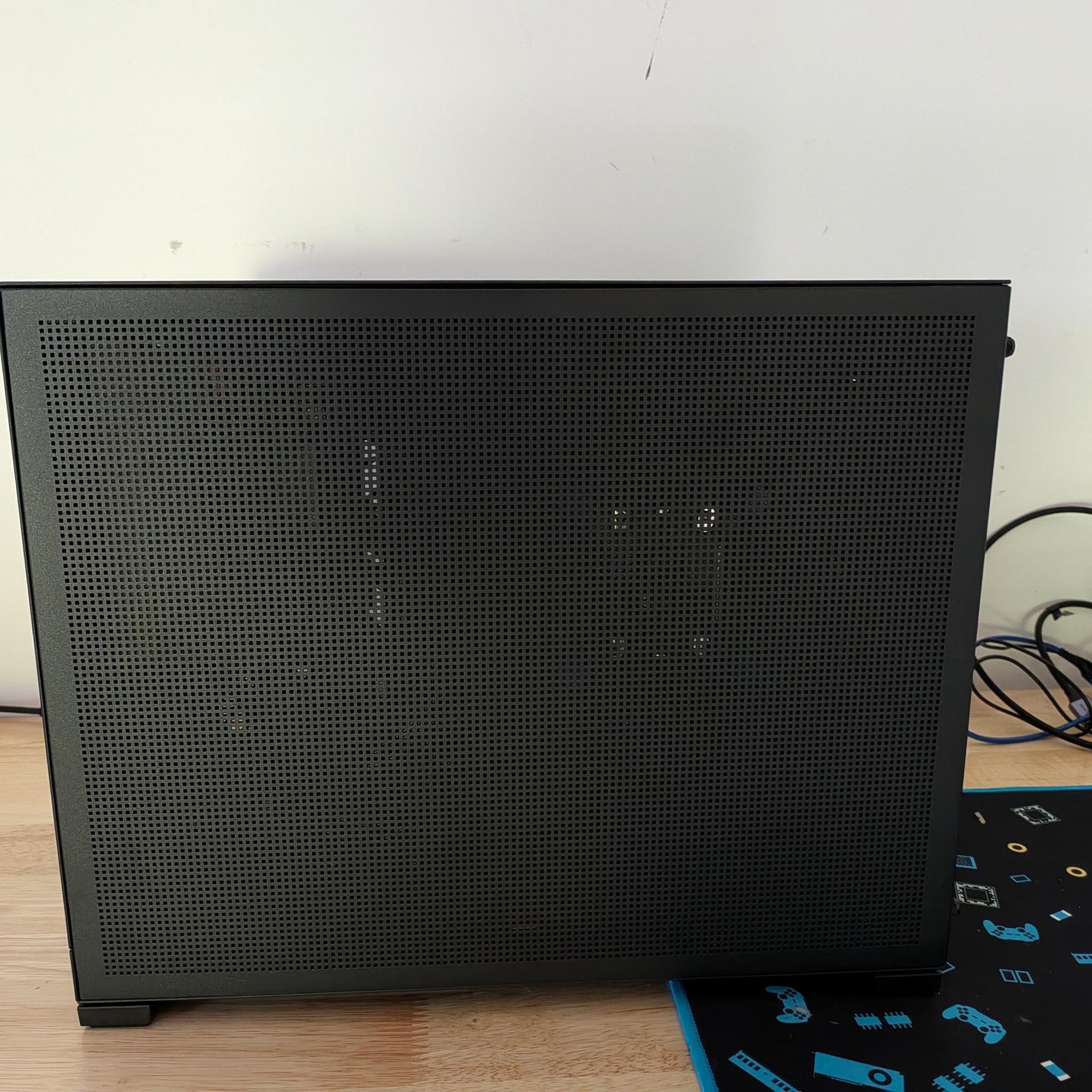 4K Final Boss - RX 9070 XT, Core Ultra 5 250K Plus, 32 GB DDR5 RAM, 2 TB Gen 4, Liquid Cooled, RGB