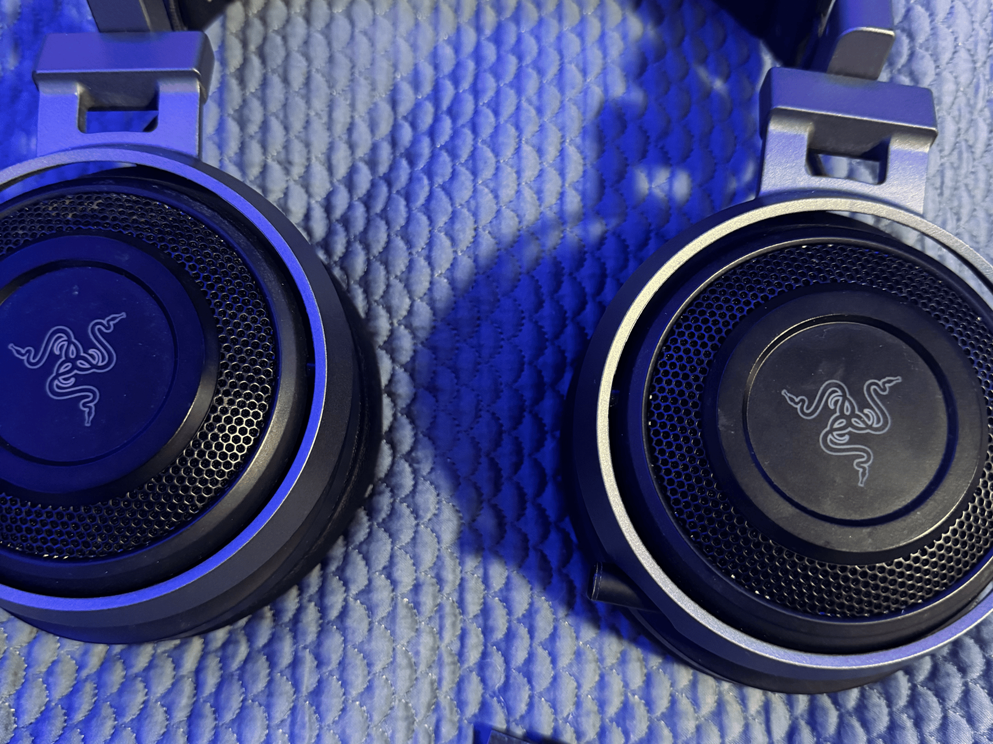 Razer Nari Ultimate Wireless 7.1 Surround Sound Gaming Headset