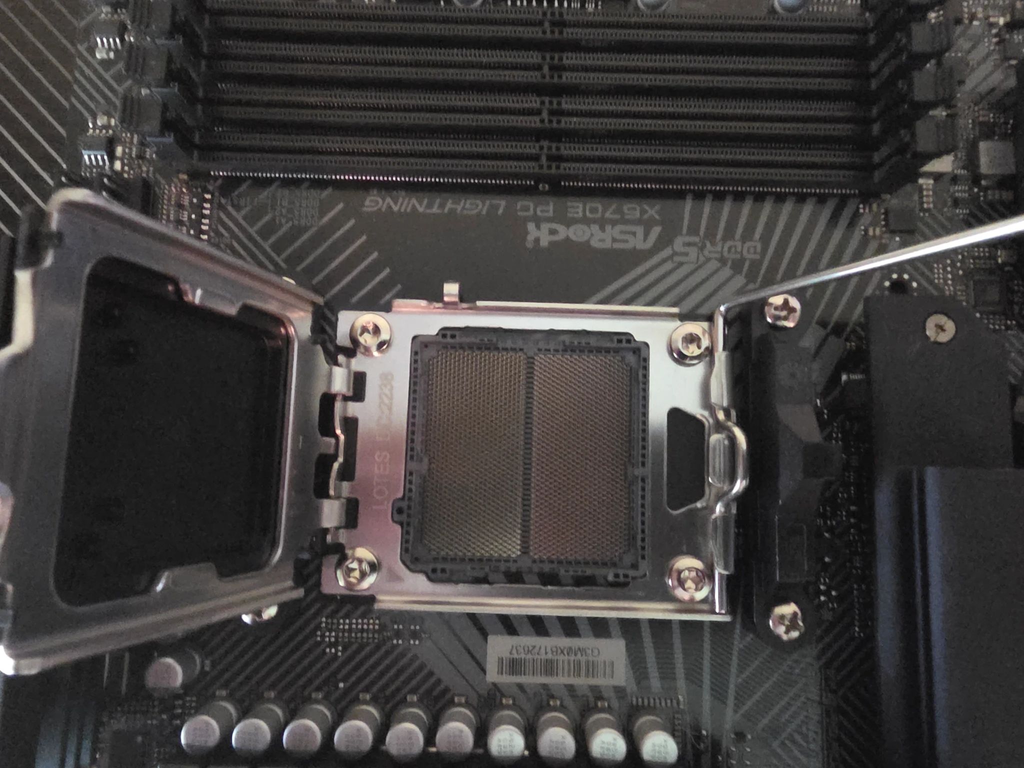 Used ASRock X670E PG Lightning motherboard with New AMD Ryzen 5 9600X