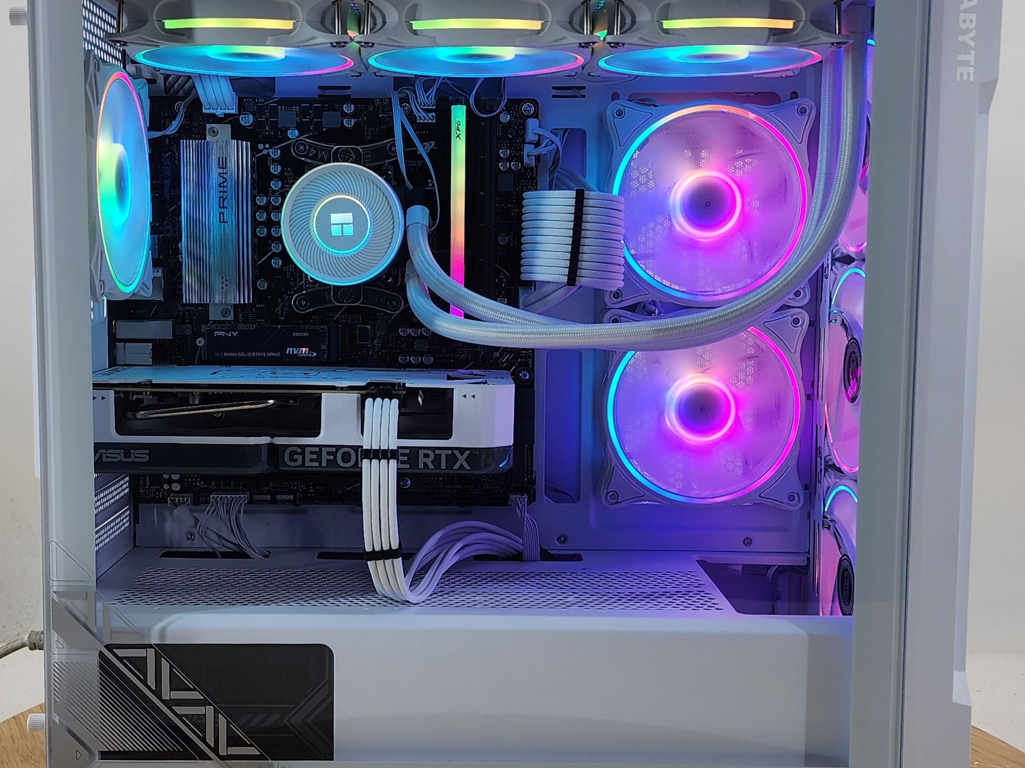 Gaming PC Ryzen 5 9600X 16GB RAM 1TB SSD RTX 4060 Ti 8GB Windows 11 Computer