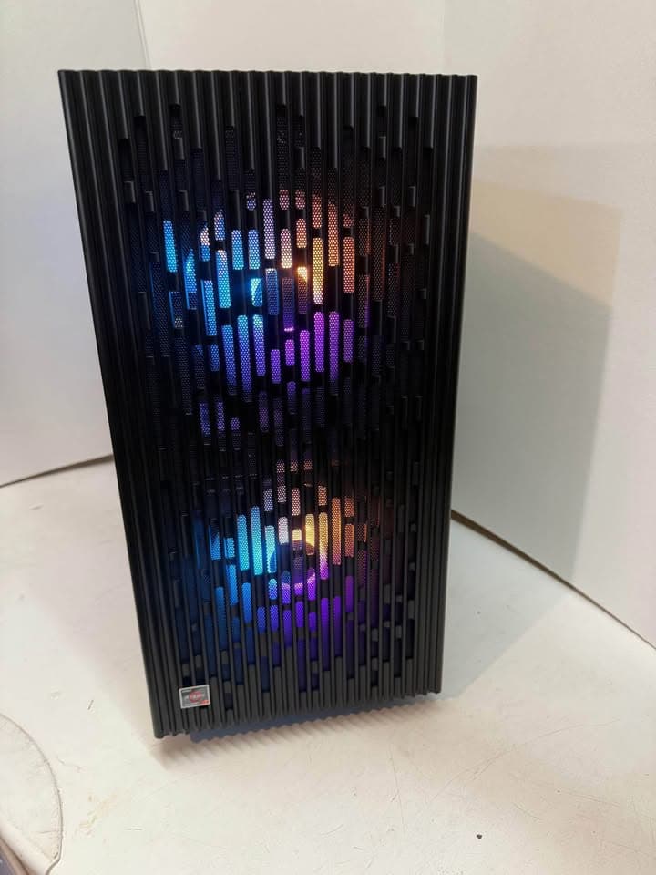 *NEW* Custom Gaming PC w/ 4080 Super