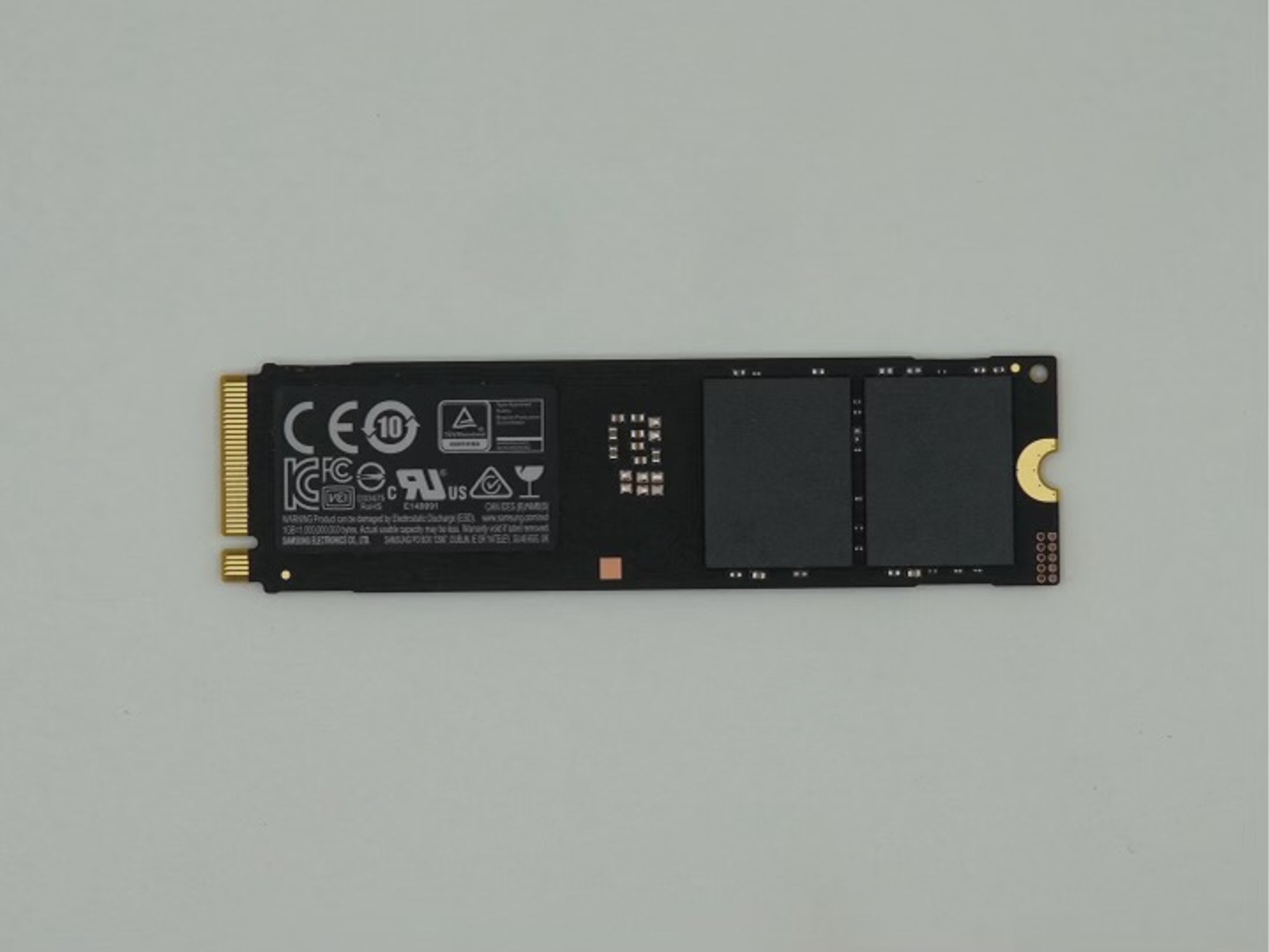 SAMSUNG 9100 8TB PCIe 5.0 SSD NVME