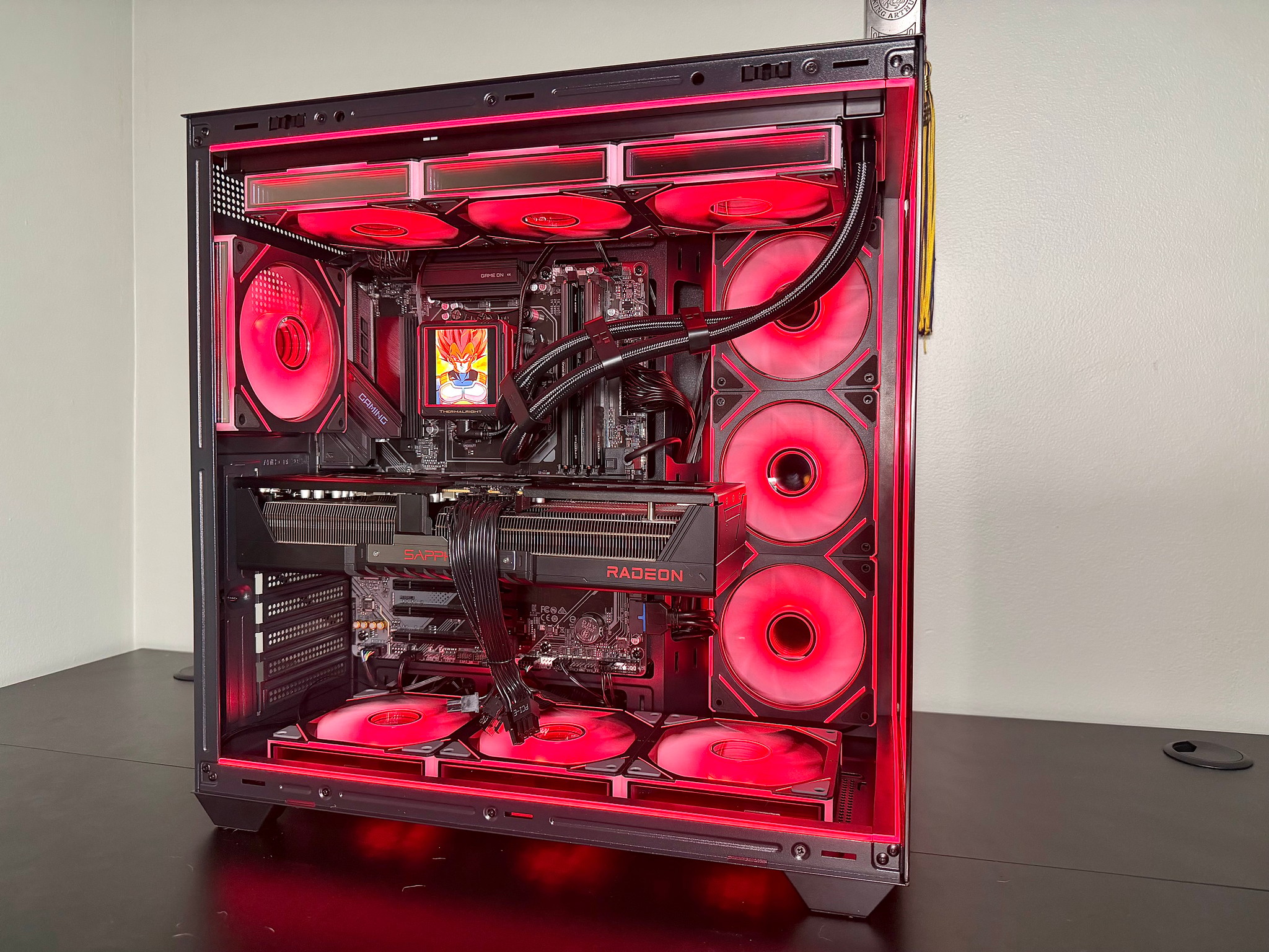 Insane 7800X3D | 9070XT | 48GB DDR5 | 2TB M.2 | LCD Screen AIO Cooler Gaming PC