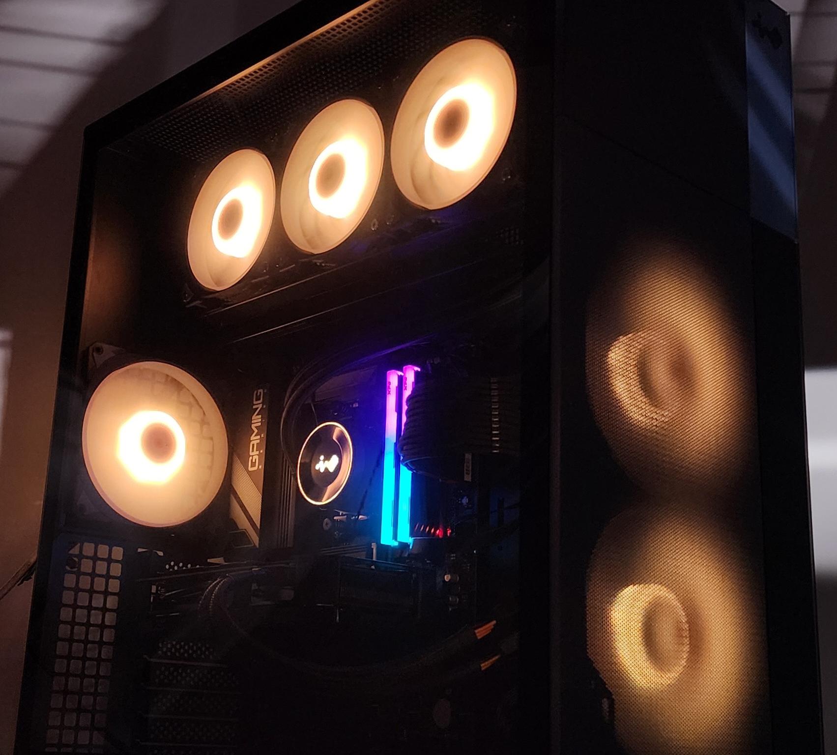 Gaming PC Ryzen 9 9900X 32GB RAM 2TB SSD RTX 4070 SUPER 12GB Windows 11 Computer