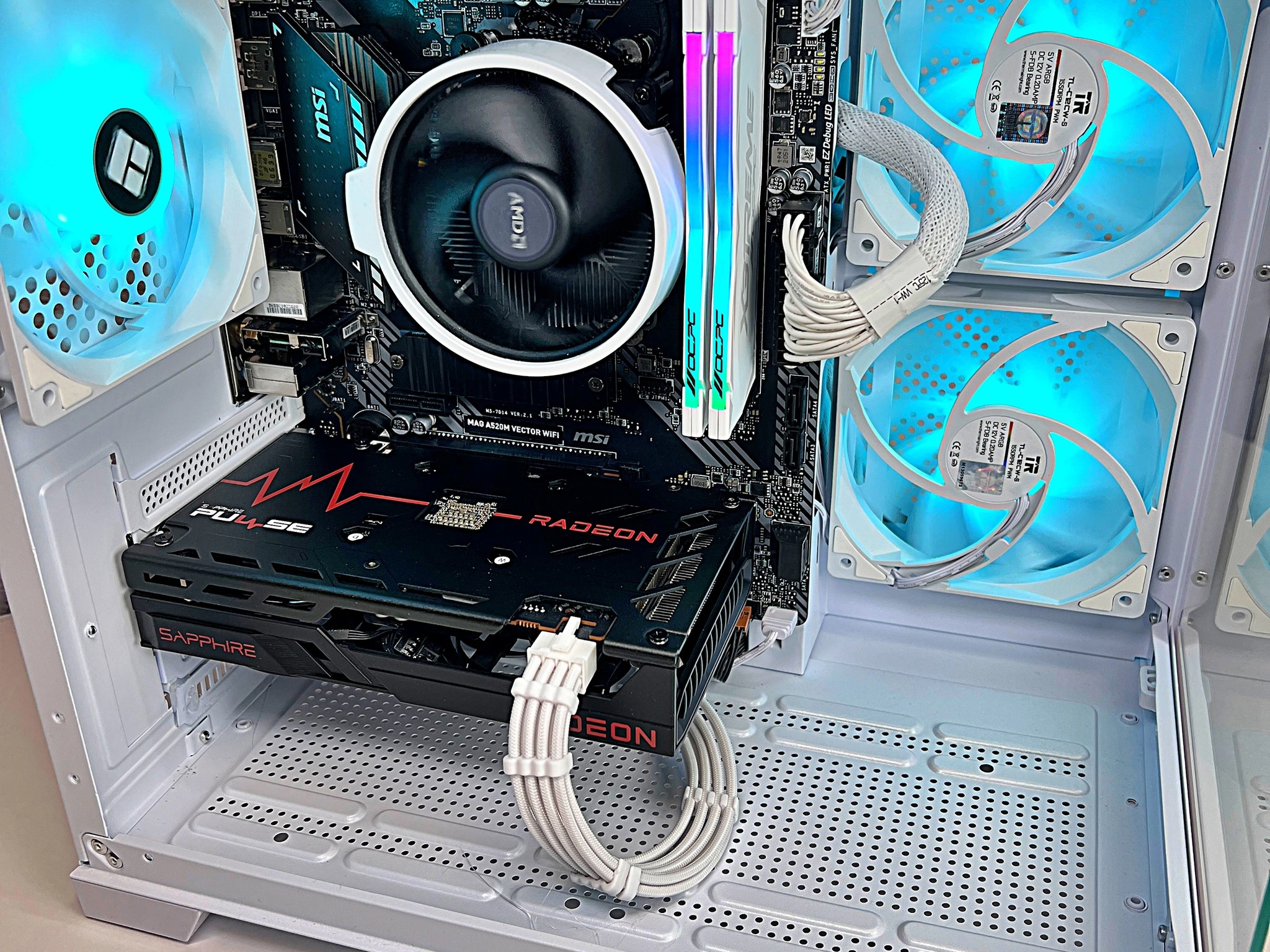 Ryzen 5 3600 RX 6600 16GB RAM 1TB M.2 Wifi 5 Bluetooth Window 10 Gaming PC