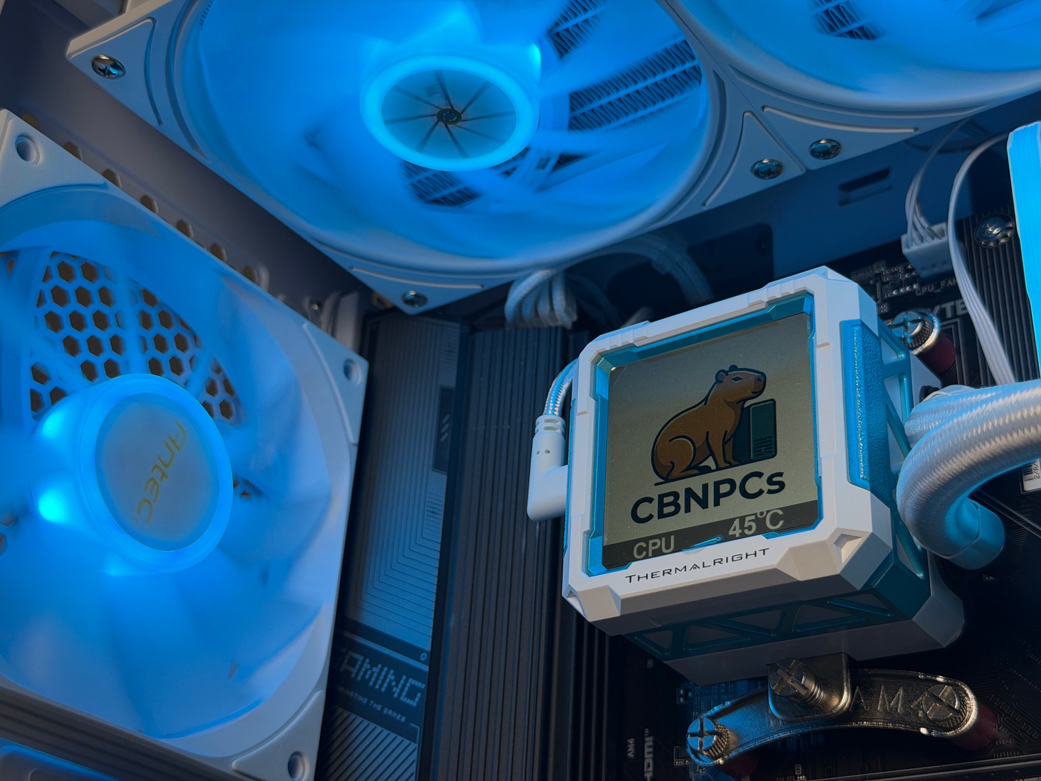 🧊💎 1440p White Gaming PC -  Ryzen 7 5700x / RTX 4070  / 1TB NVME SSD / 32GB Ram / Wifi + Bluetooth