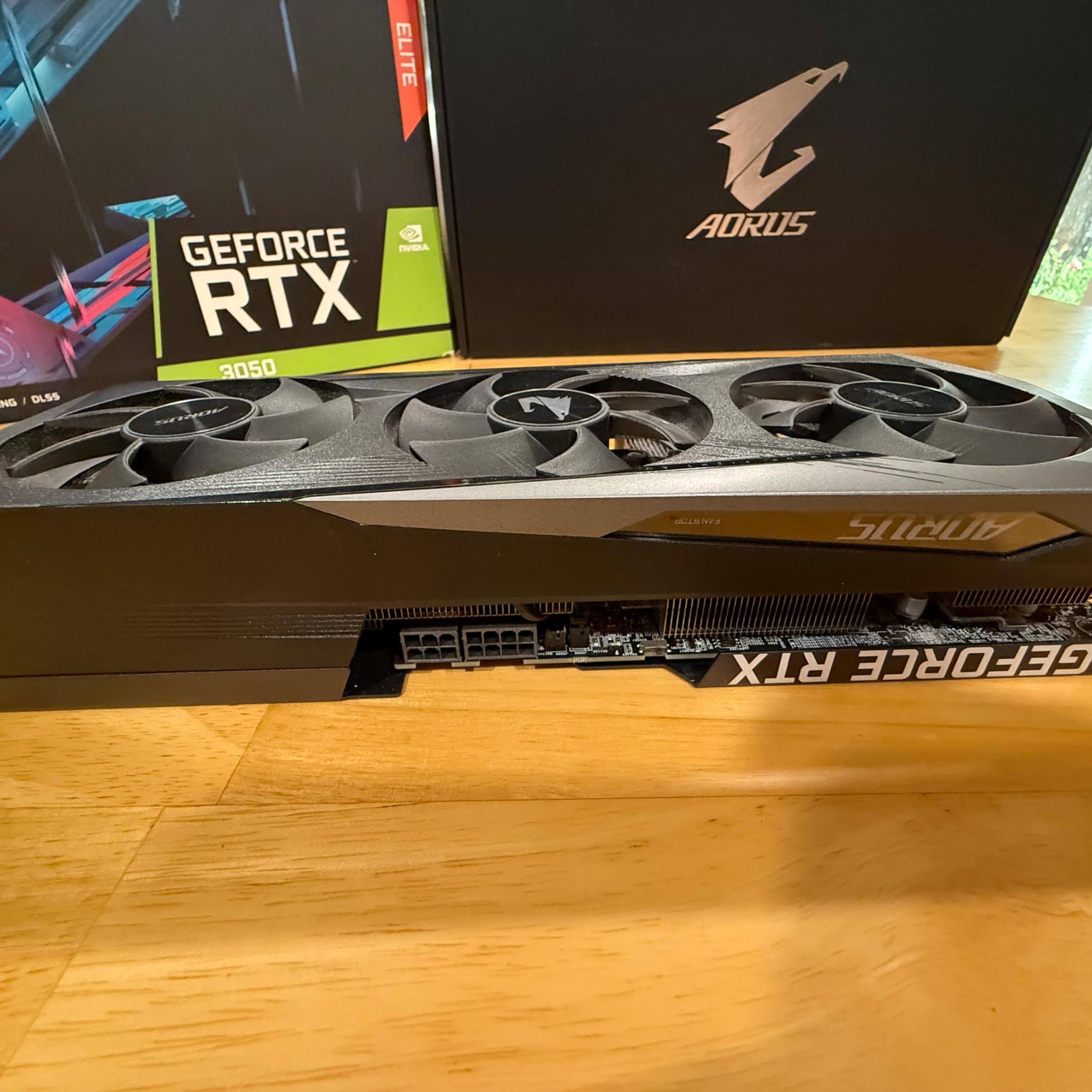 Gigabyte RTX 3050 8GB 3-fan Windforce