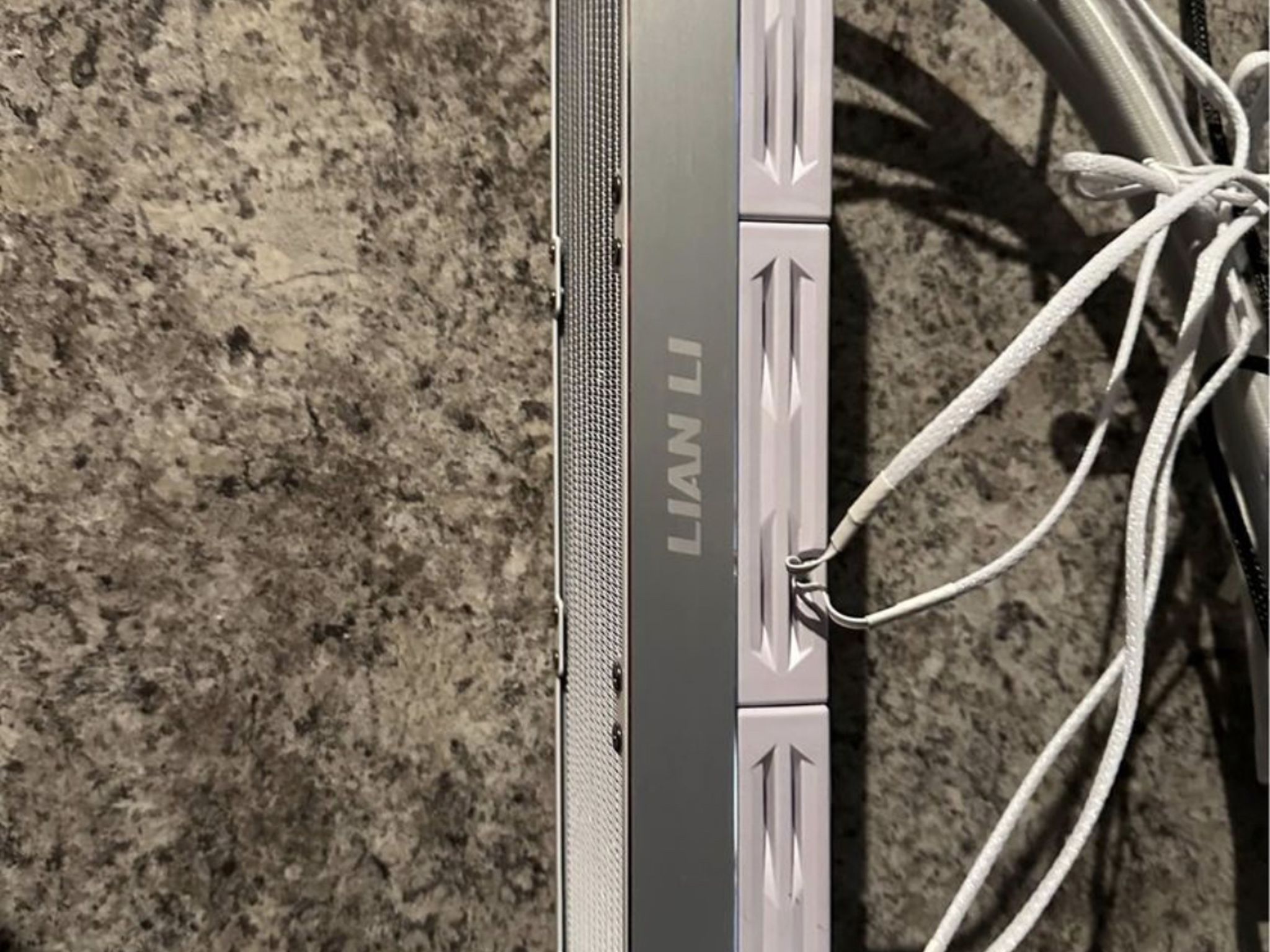 Lian li White AIO 360 Cooler