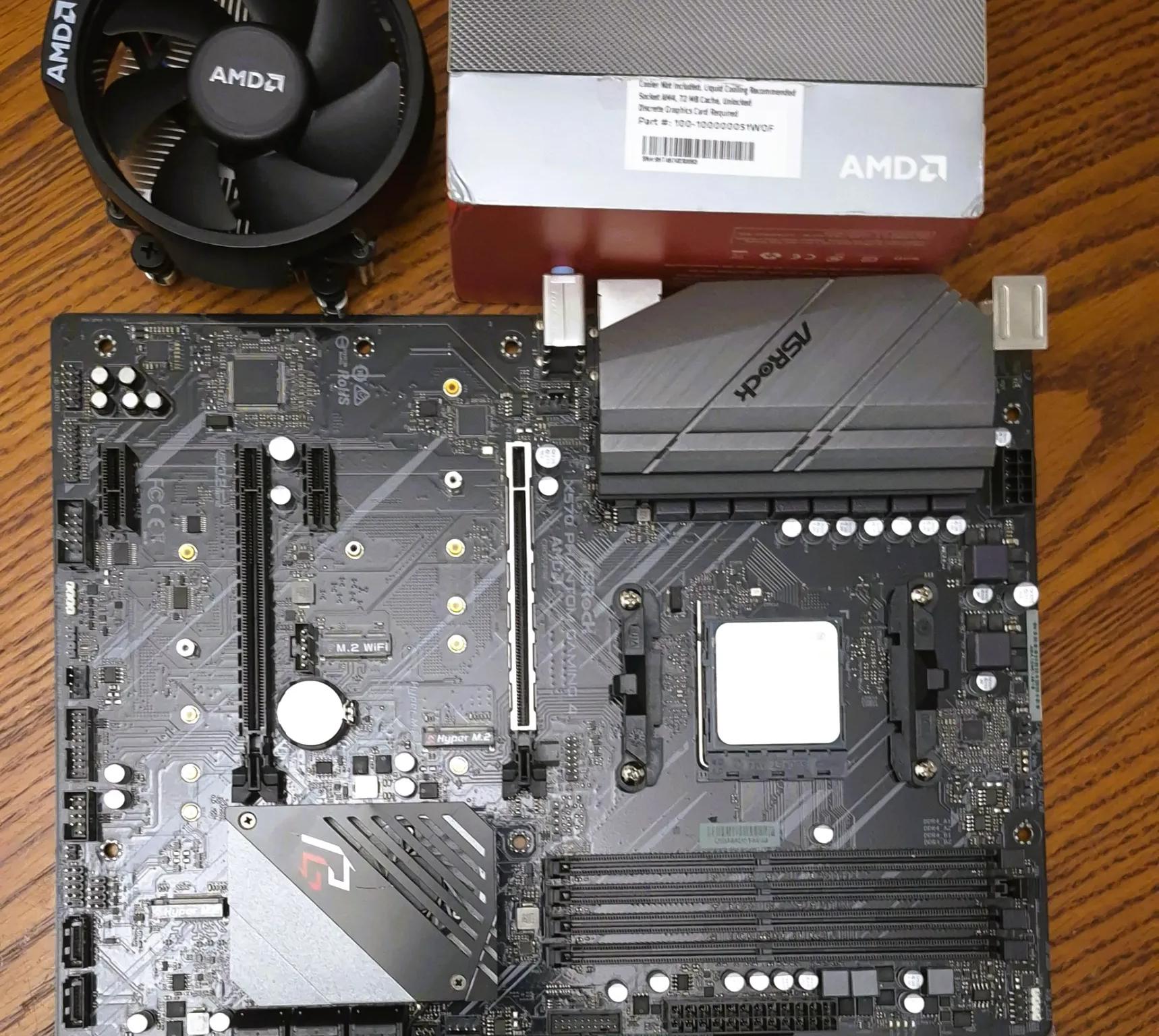 Combo ASRock X570 Phantom Gaming 4, AMD Ryzen 9 3950X CPU, 32GB XPX Gaming RAM, MSI GTX 1650 4GB GPU
