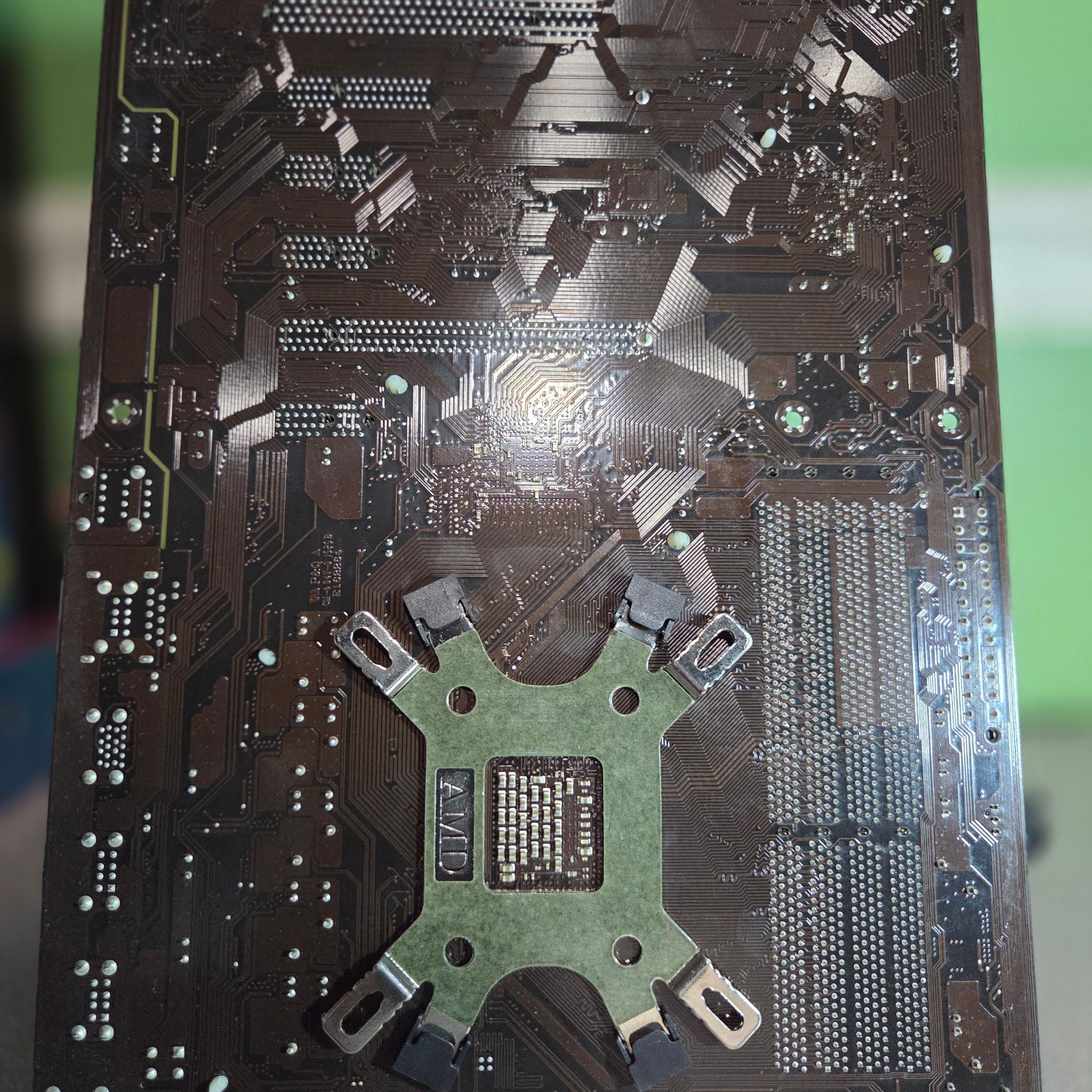 Bundle: Gigabyte GA-970A-DS3P | AMD FX-8320 | 16GB Corsair RAM DDR3