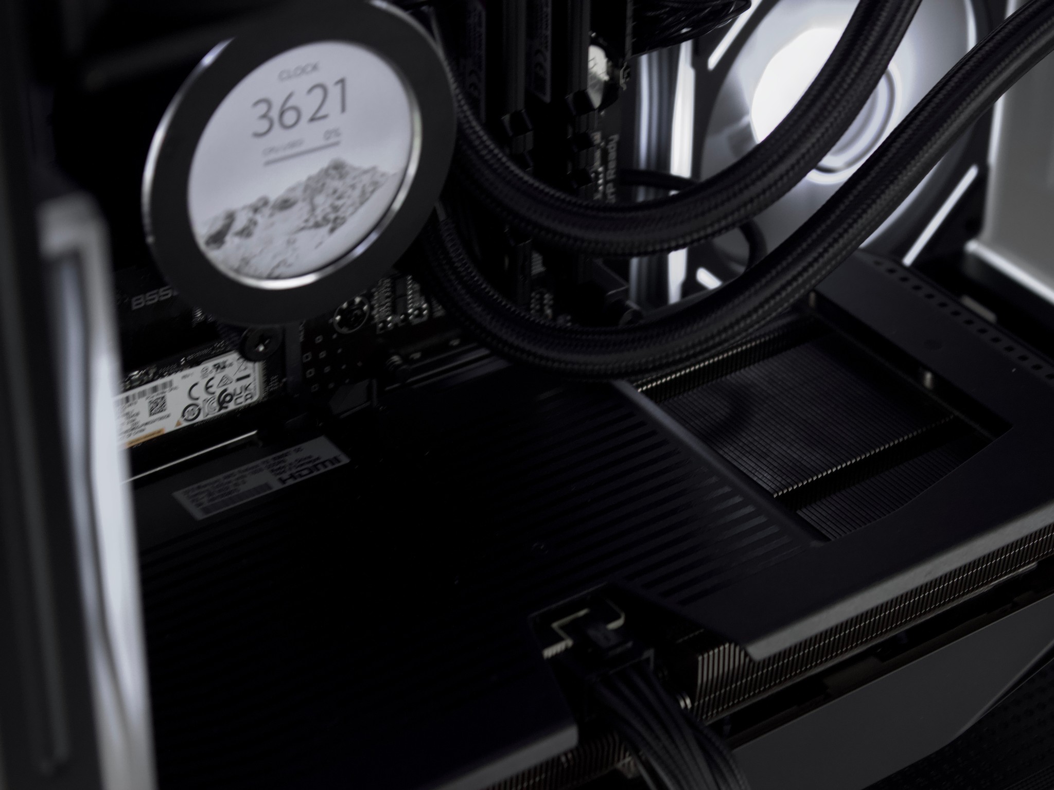 ♠️⚡🗡️Onyx - 1440P Gaming PC | RX 9060 XT 16GB, Ryzen 7 5800X, 32GB RAM, 1TB SSD | LCD 🗡️⚡♠️