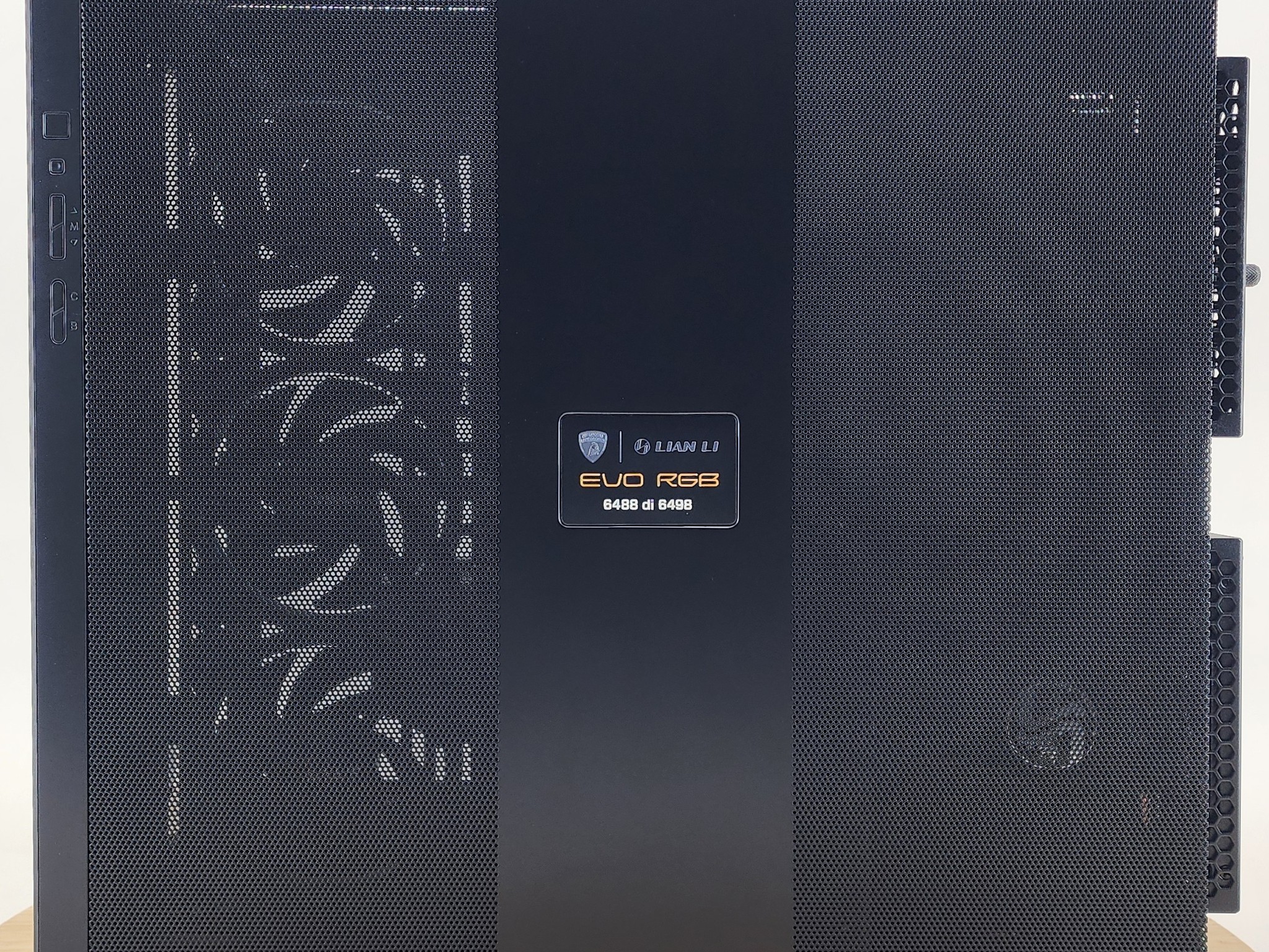 Gaming PC Ryzen 7 9800X3D 64GB RAM 4TB SSD RTX 5090 32GB Windows 11 Computer