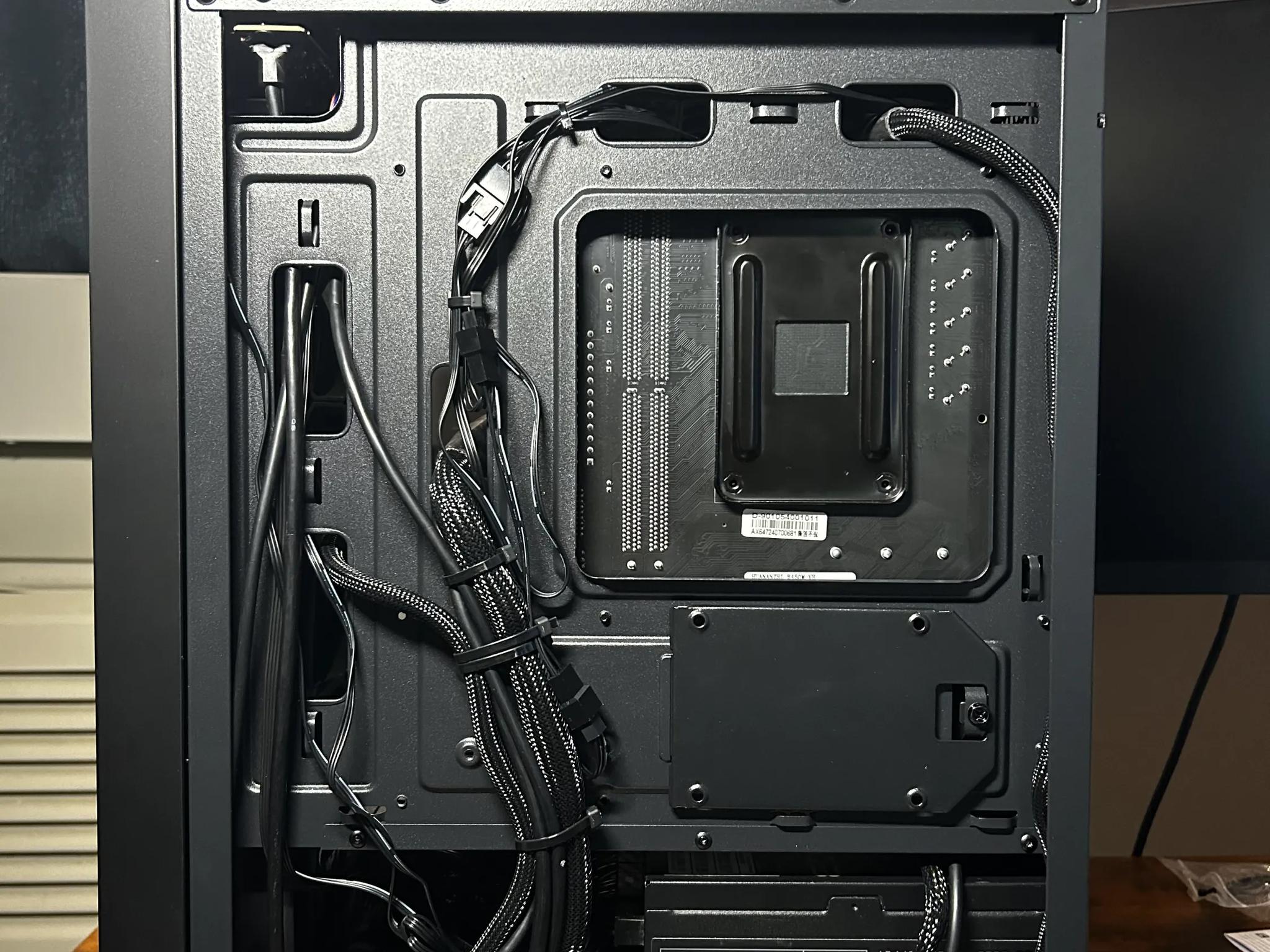 ULTRA BUDGET RYZEN 5 3600 + RTX 2060 Super GAMING PC!