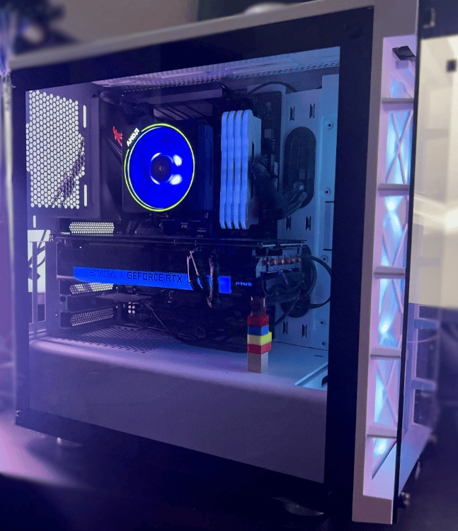 MID-RANGE GAMING / STREAMING PC|  RYZEN 7 3700X | 32GB DDR4 | RTX 3070 EVGA FTW3 ULTRA GAMING