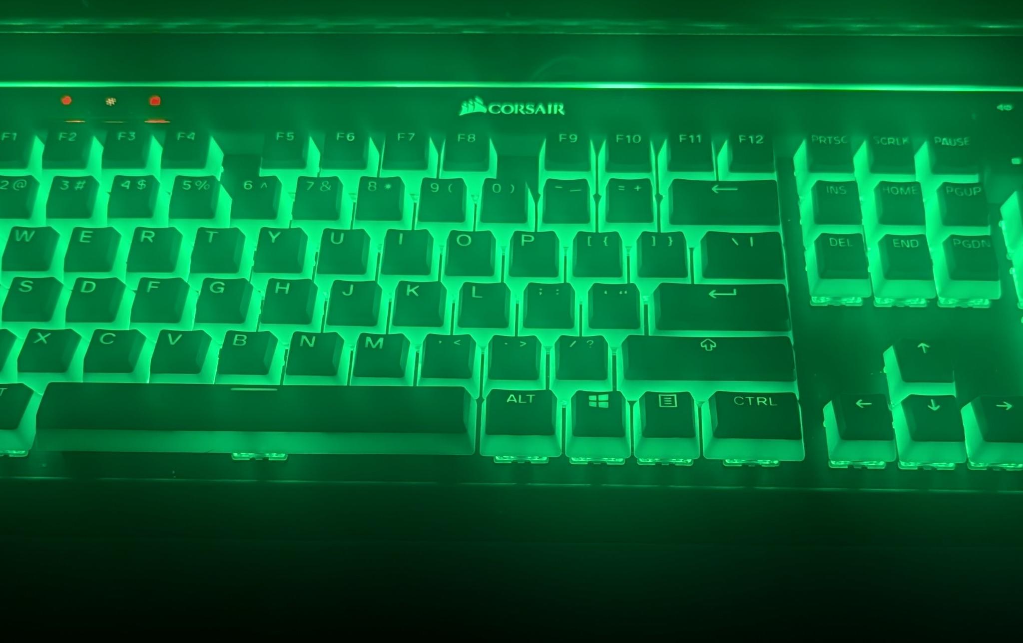 Corsair K95 Platinum RGB