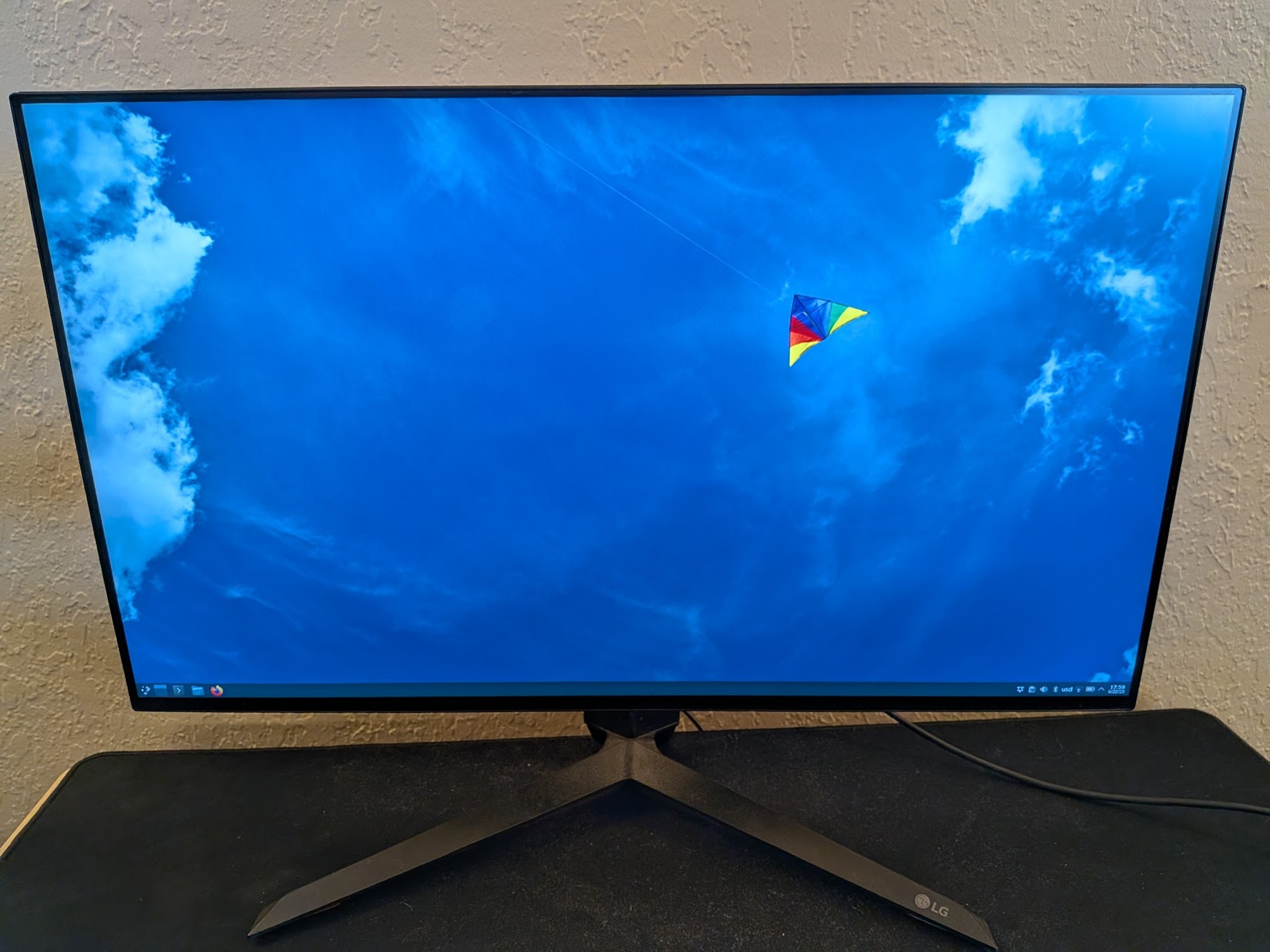 LG 27 Inch UltraGear™ 4K UHD Nano IPS 1ms 144Hz HDR 600 Monitor with G-SYNC Compatibility