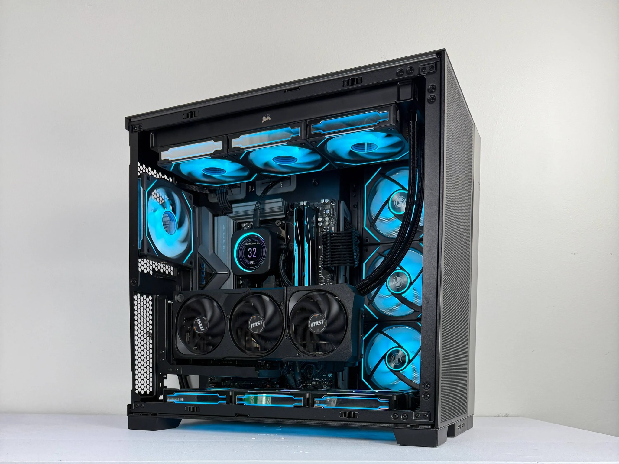 🧊ICEVEIL🧊    | 4k Streaming PC | Ryzen 7 9800X3D | MSI RTX 5070 Ti | 64GB DDR5 6000MHz