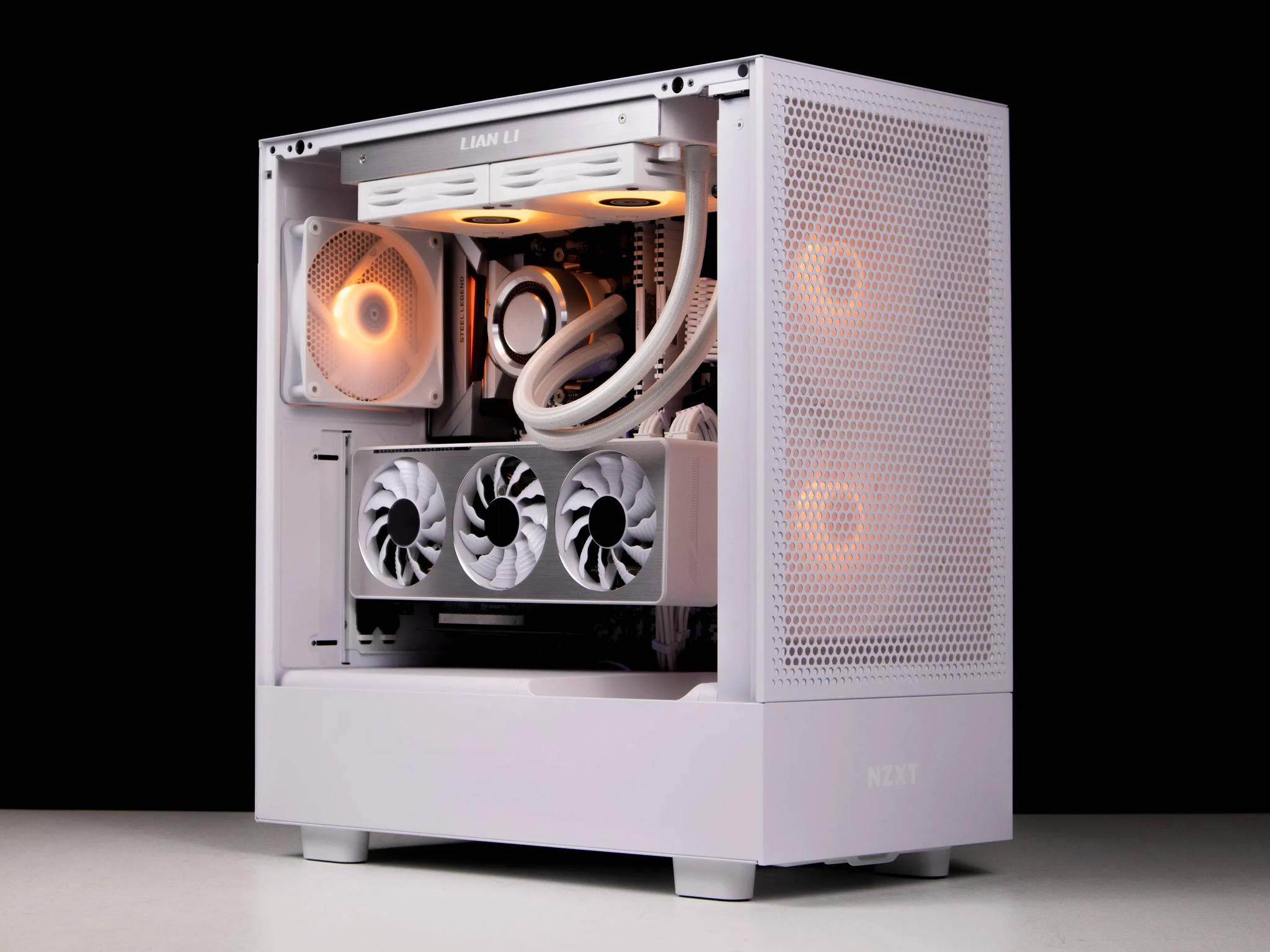 ~Snowstorm~ (RTX 3070 | Ryzen 5 5600X | 32gb RAM)