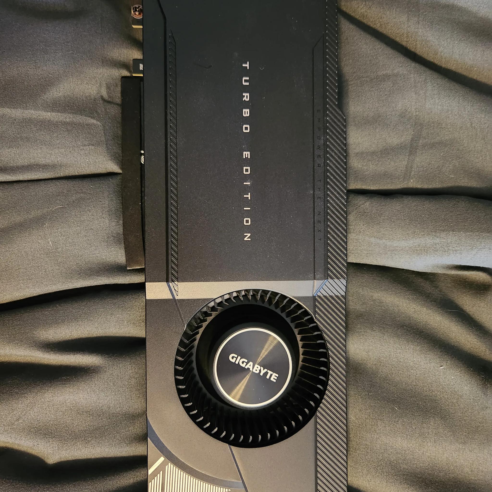 Gigabyte GeForce RTX™ 3080 Turbo LHR 10G (BG-3080010-GB4)