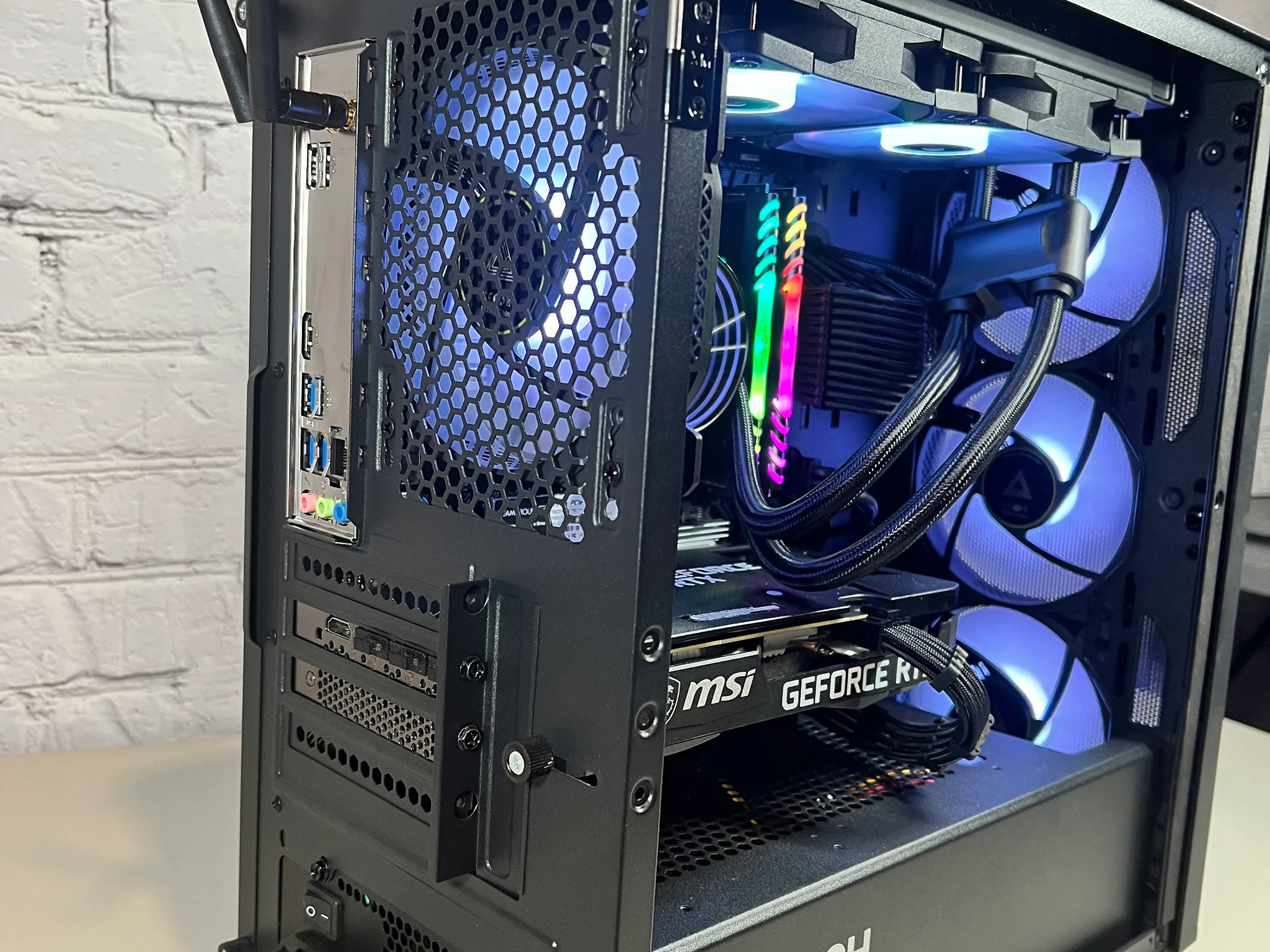 The Gamer | RTX 3060 ti | Ryzen 5 5600 | 1TB M.2 | 16GB Gaming PC
